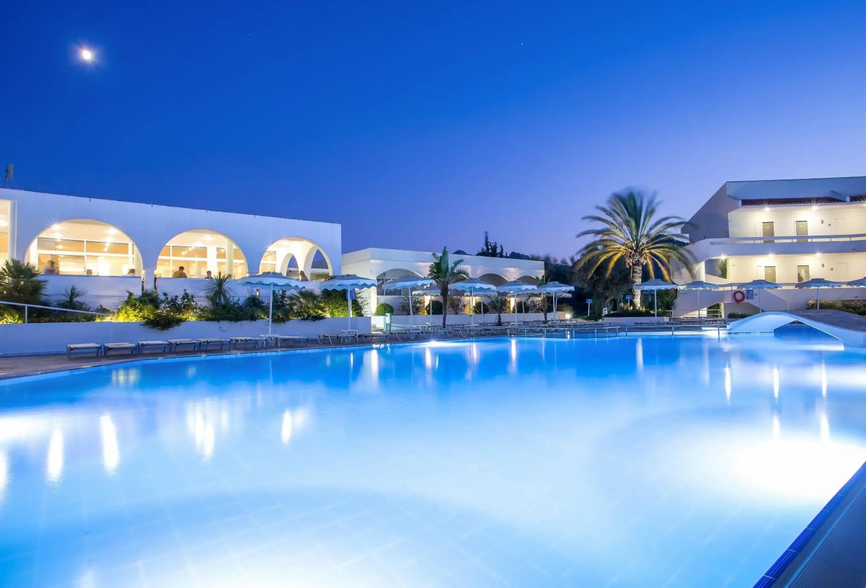 Pool view in Hotel Niriides Beach Pool view in Hotel Niriides Beach
