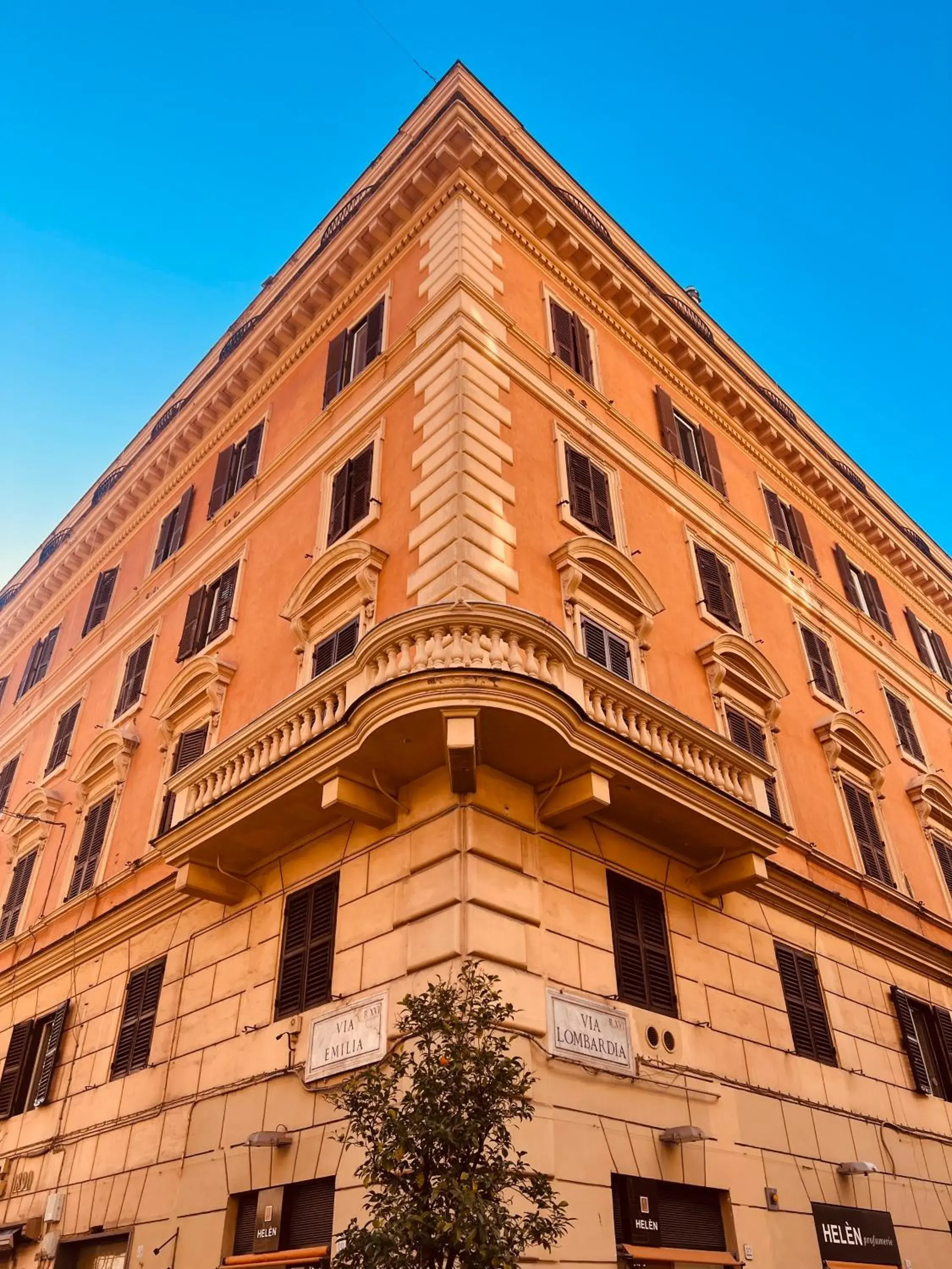 Property building in Hotel Garda Property building in Hotel Garda