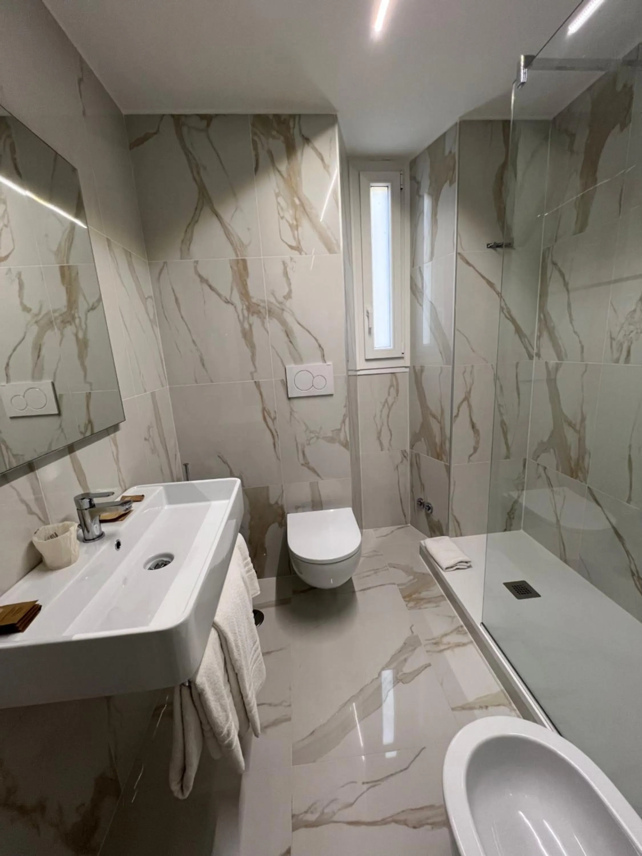 Bathroom in Hotel Garda