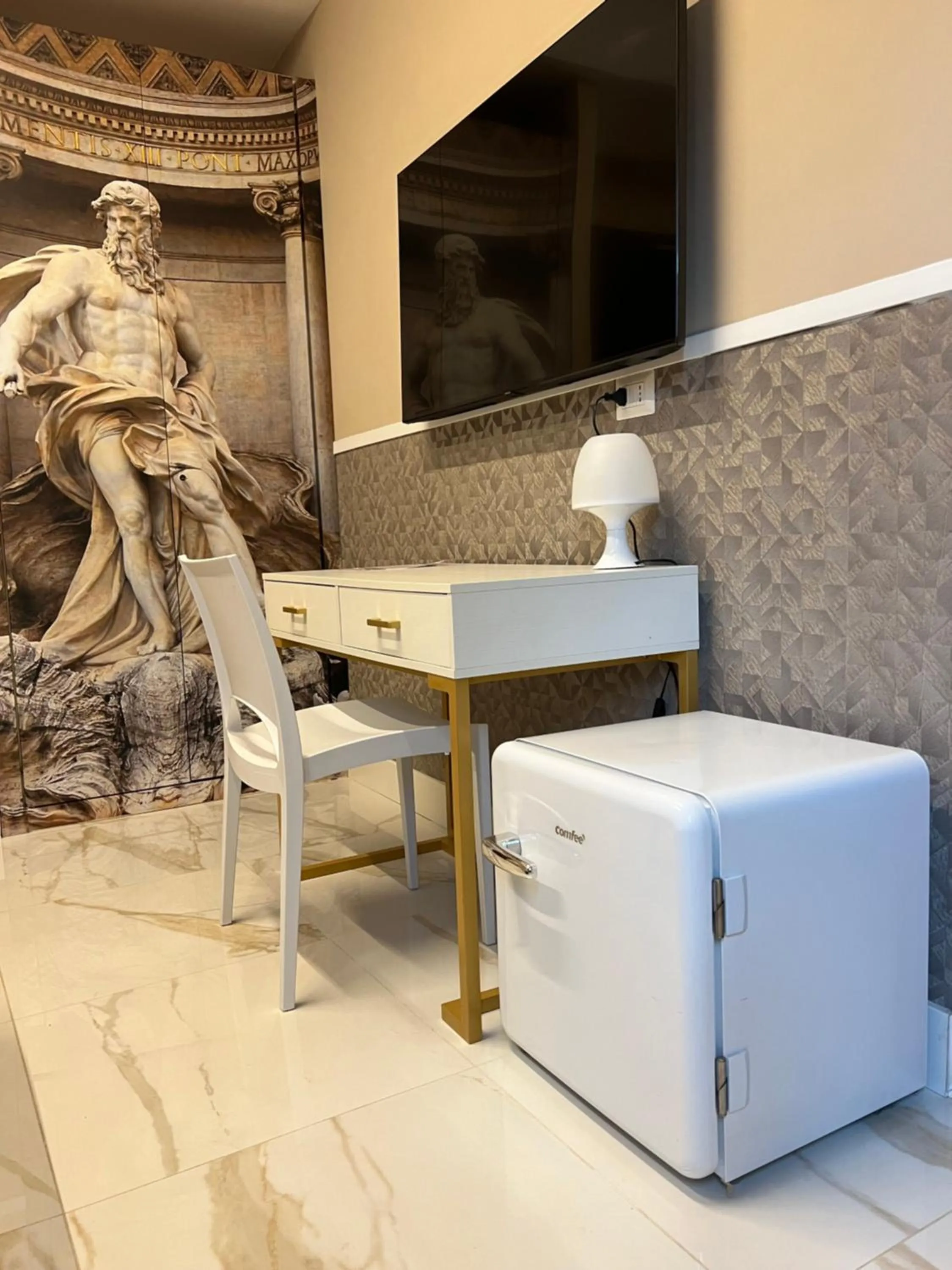 TV and multimedia in Hotel Garda