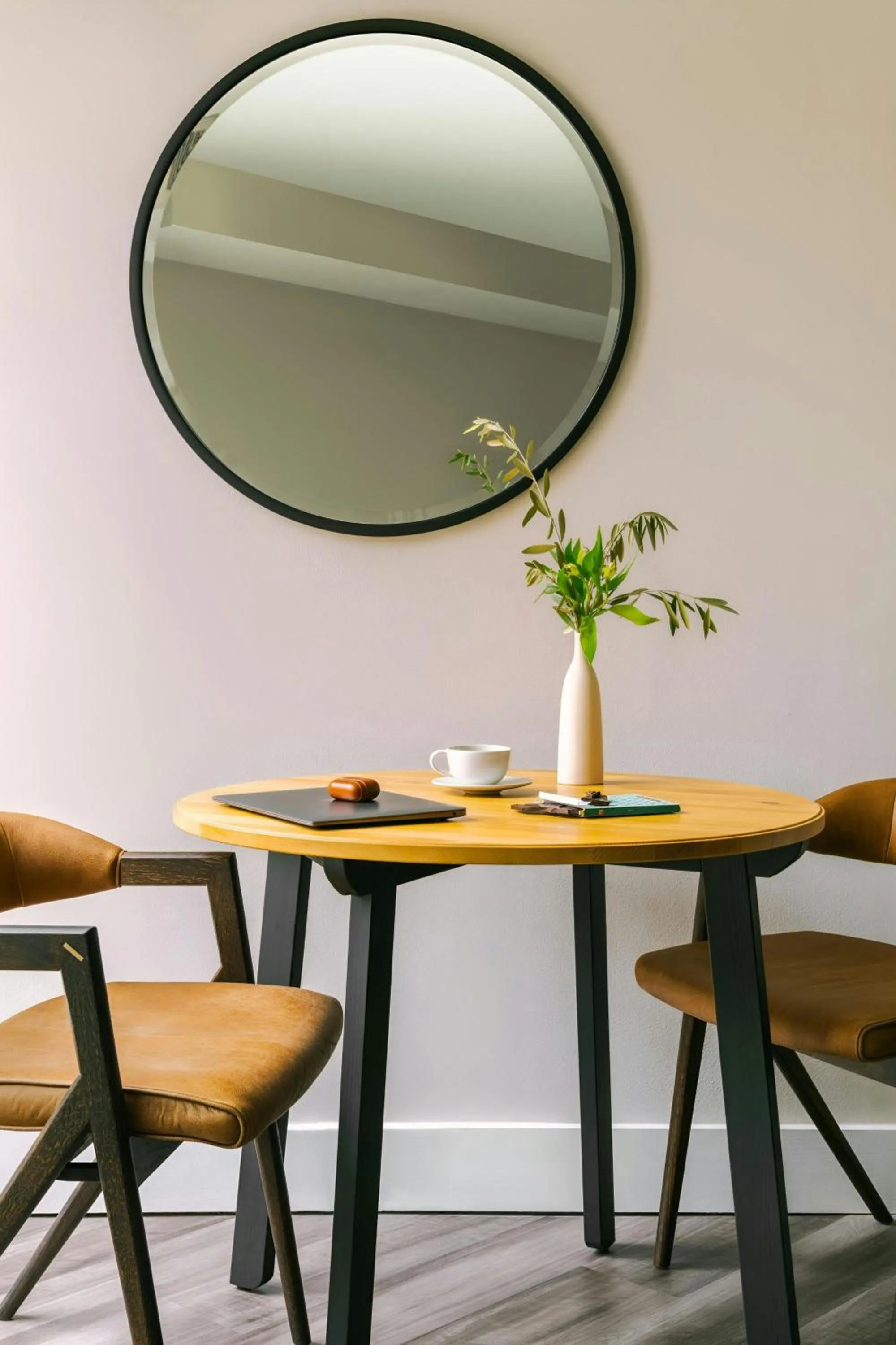 Photo of the whole room in Sonder by Marriott Bonvoy Georgetown C&O Apartments Georgetown