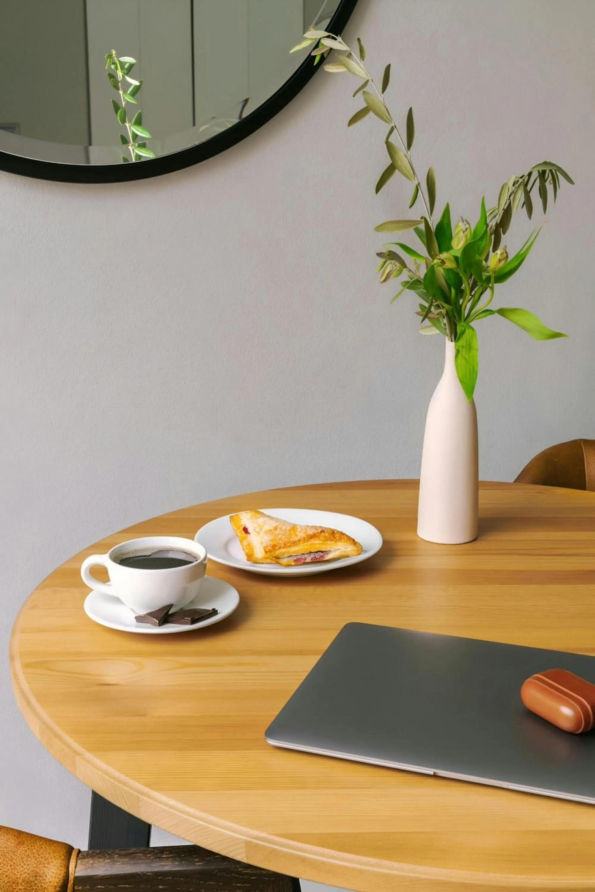 Photo of the whole room in Sonder by Marriott Bonvoy Georgetown C&O Apartments Georgetown