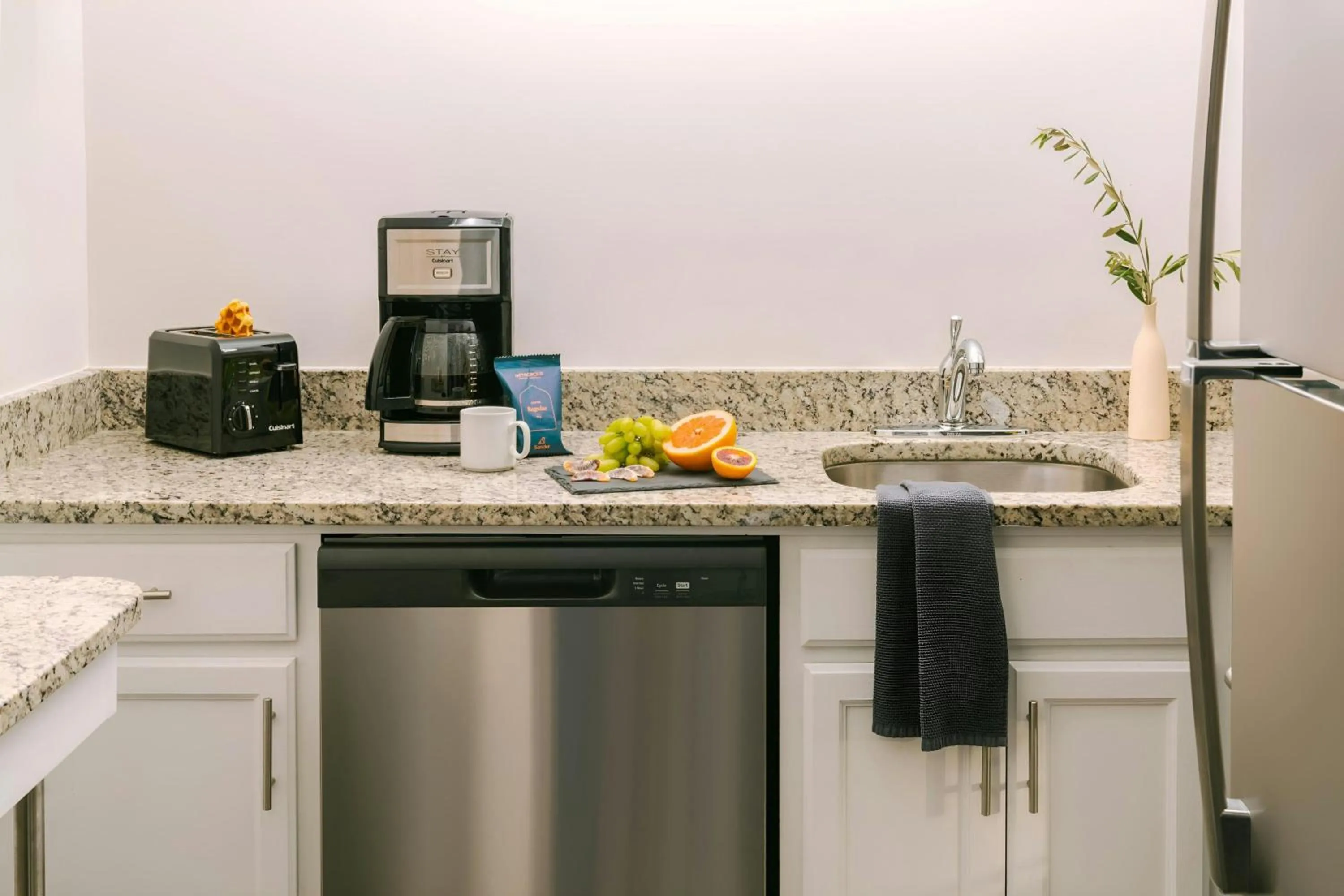 Kitchen or kitchenette in Sonder by Marriott Bonvoy Georgetown C&O Apartments Georgetown