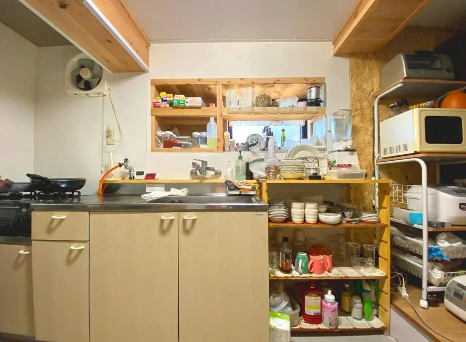 Kitchen or kitchenette in Fukoji