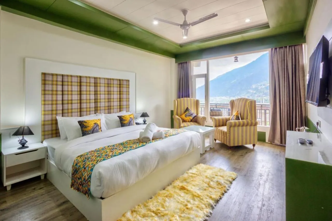 Bed in vella Marina Group of hotels Sol Resort Manali #Atithi Devo Bhava hotel in manali #Free Parking #Mall Road 500m#Mountain view hotel