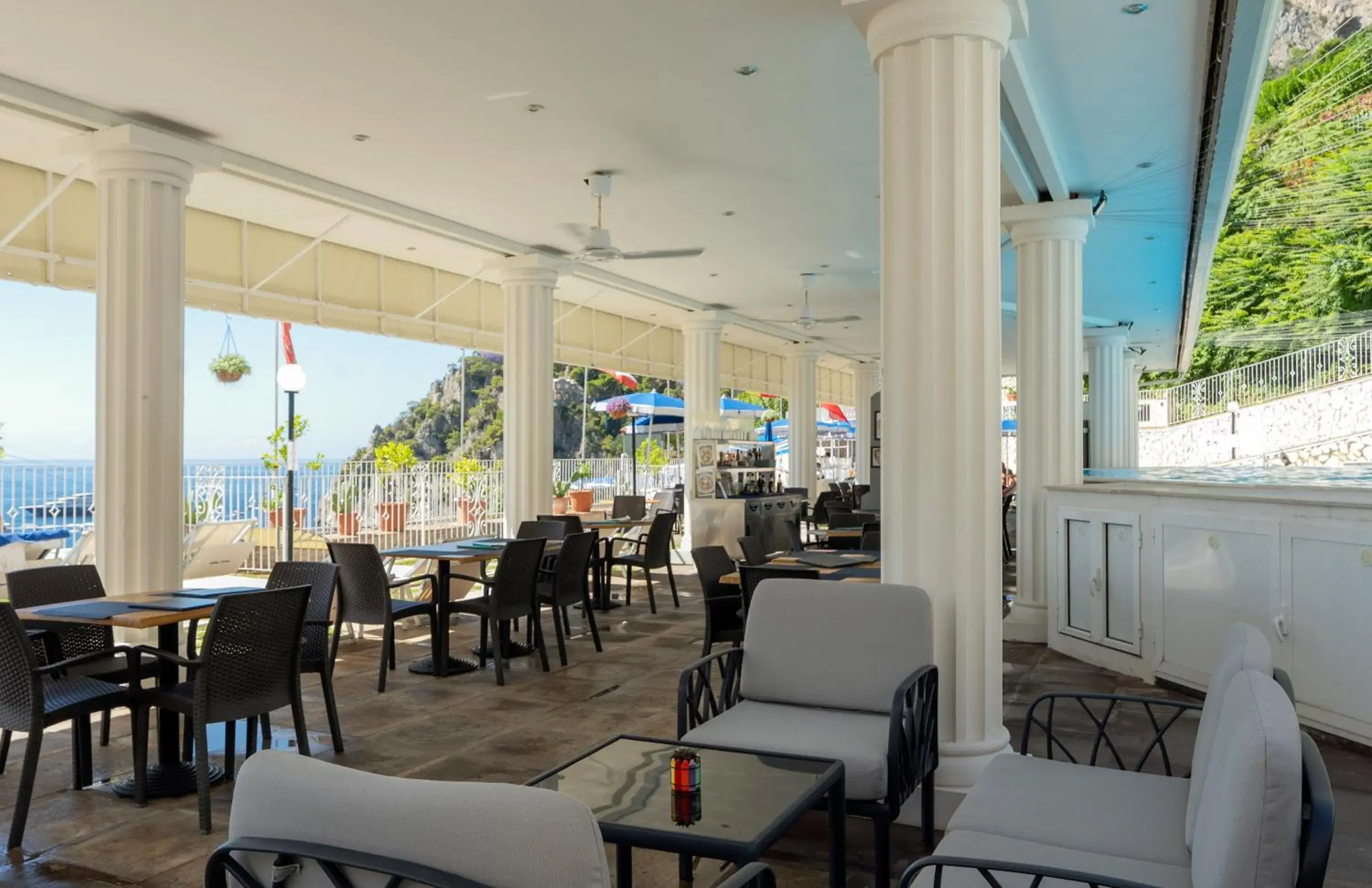 Restaurant/places to eat in Hotel Weber Ambassador Restaurant/places to eat in Hotel Weber Ambassador