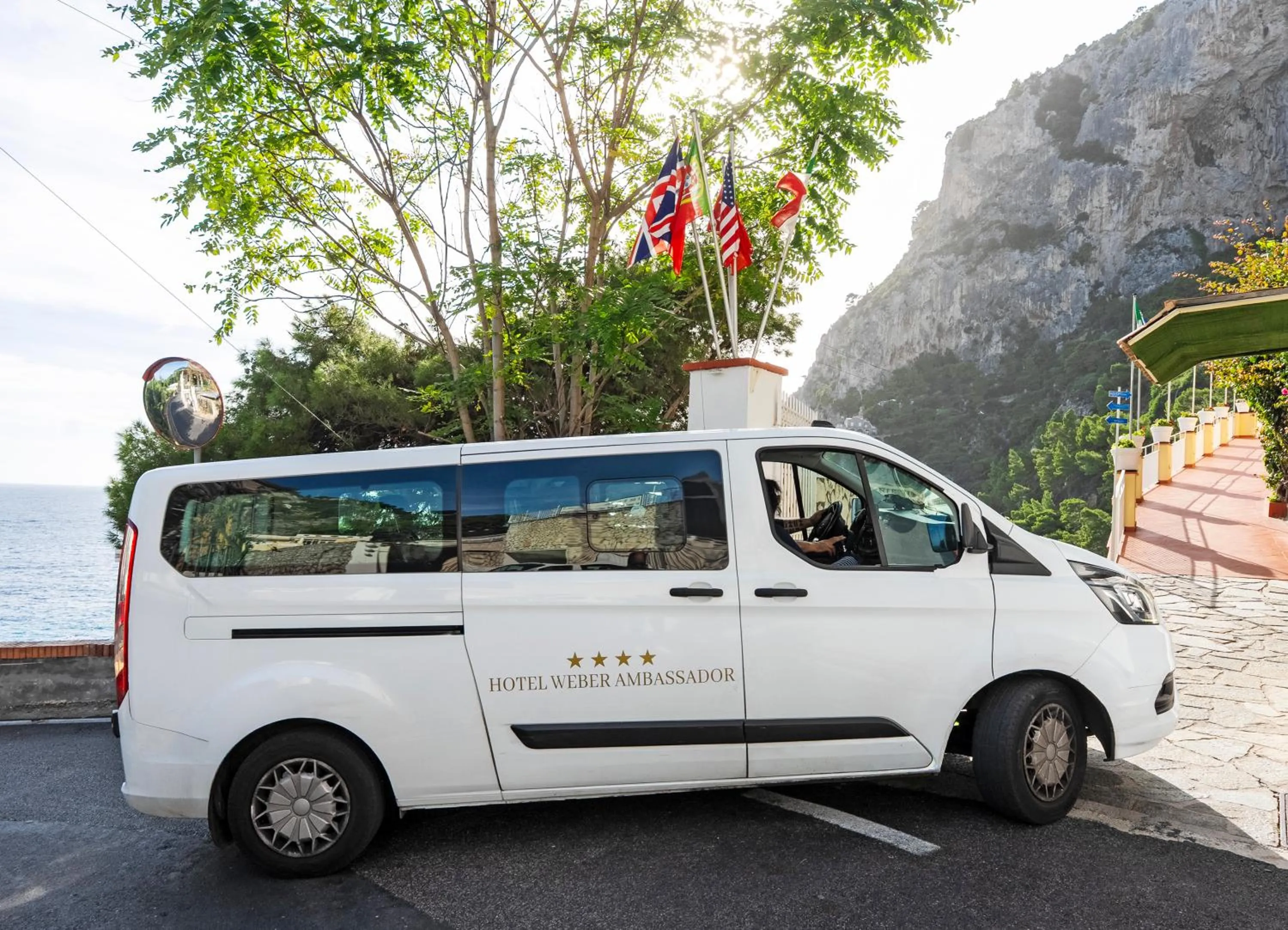 shuttle in Hotel Weber Ambassador