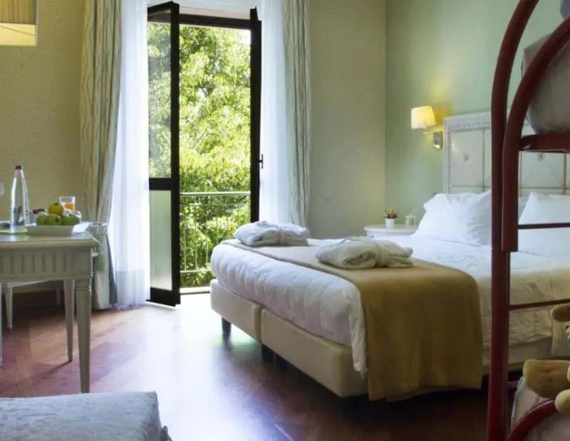 Family Room (2 Adults + 2 Children) in Grand Hotel Terme & SPA - Chianciano