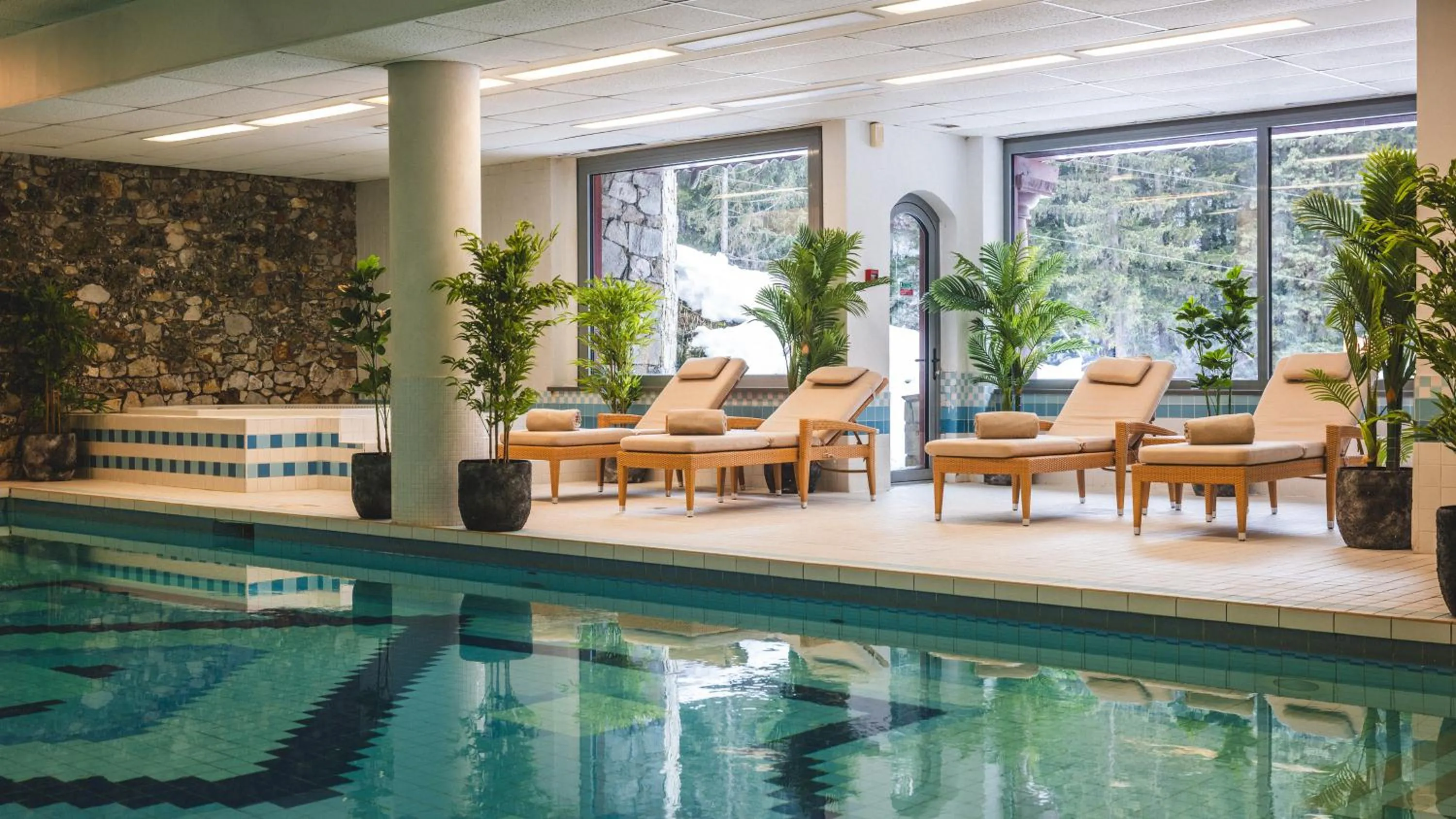 Swimming pool in Hotel Carlina