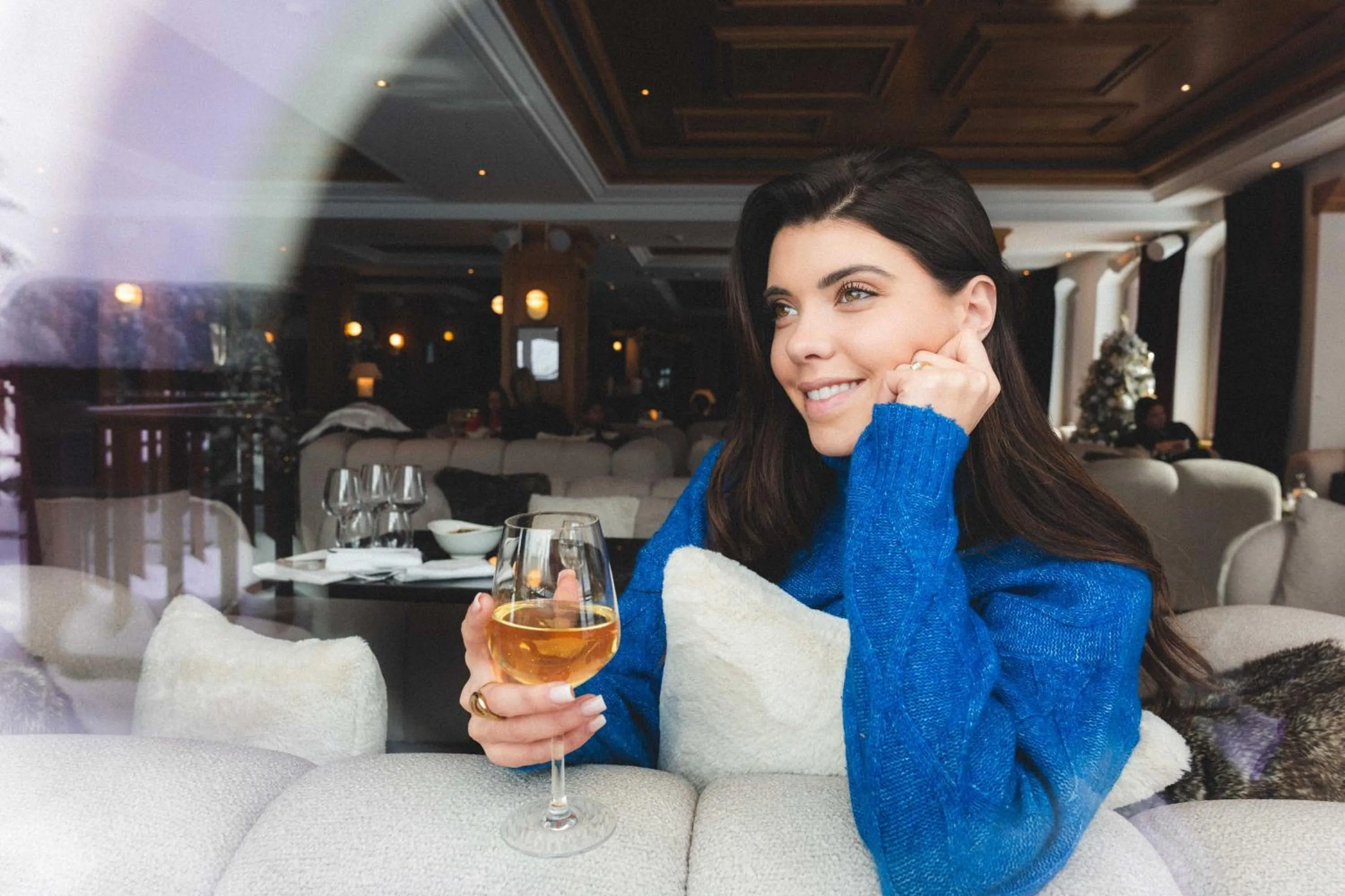 Communal lounge/ TV room in Hotel Carlina