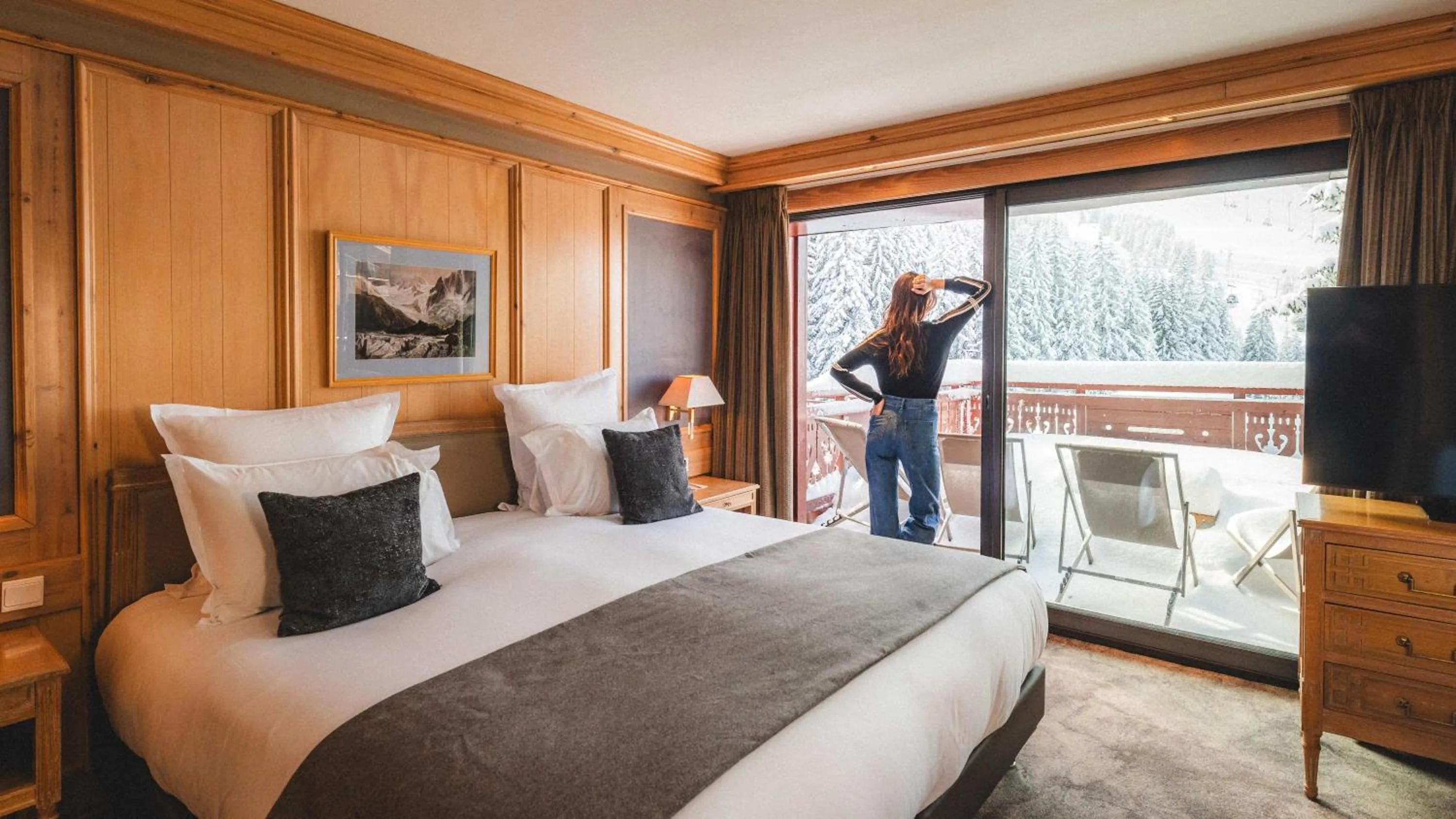 Balcony/Terrace, Bed in Hotel Carlina