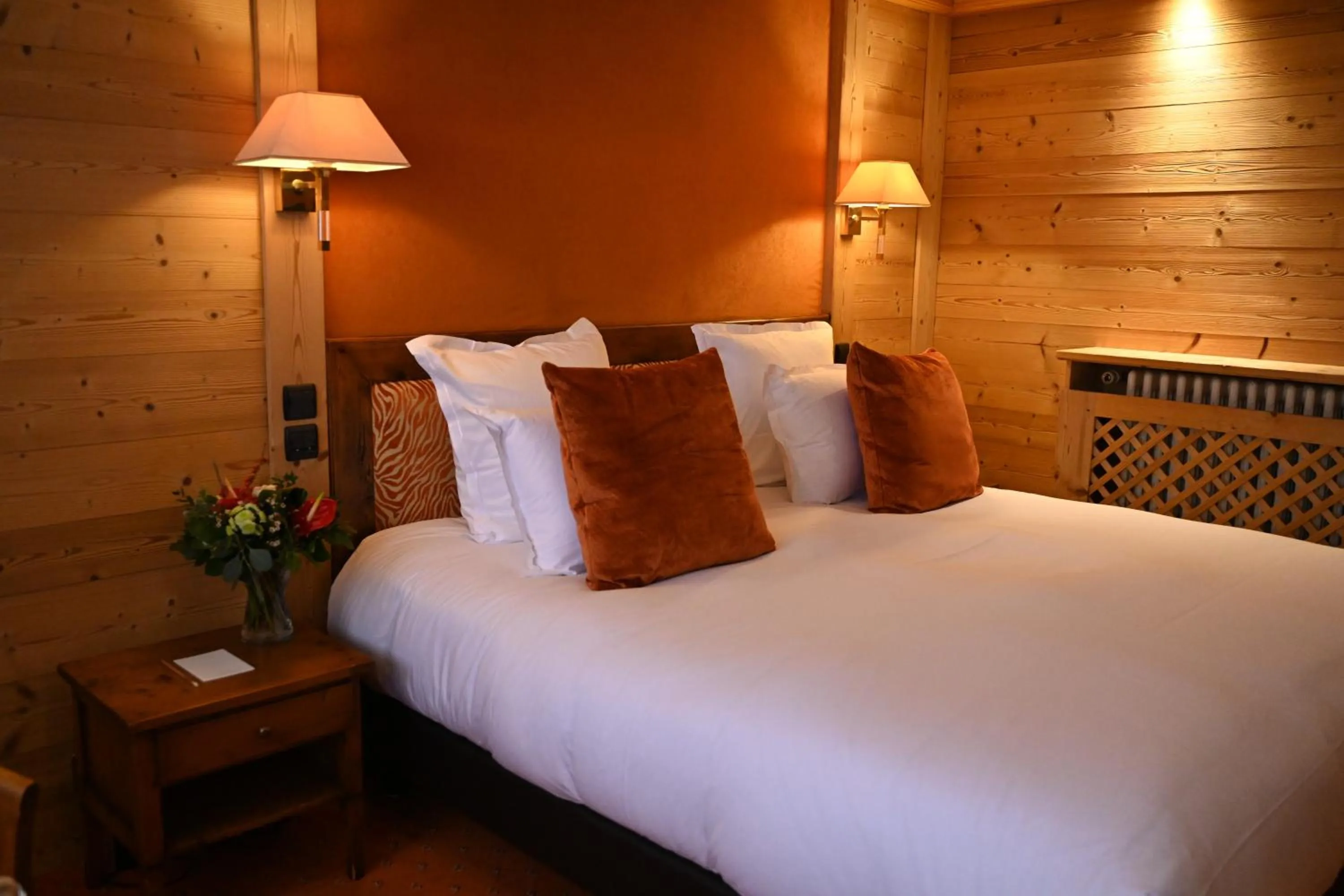 Photo of the whole room, Bed in Hotel Carlina