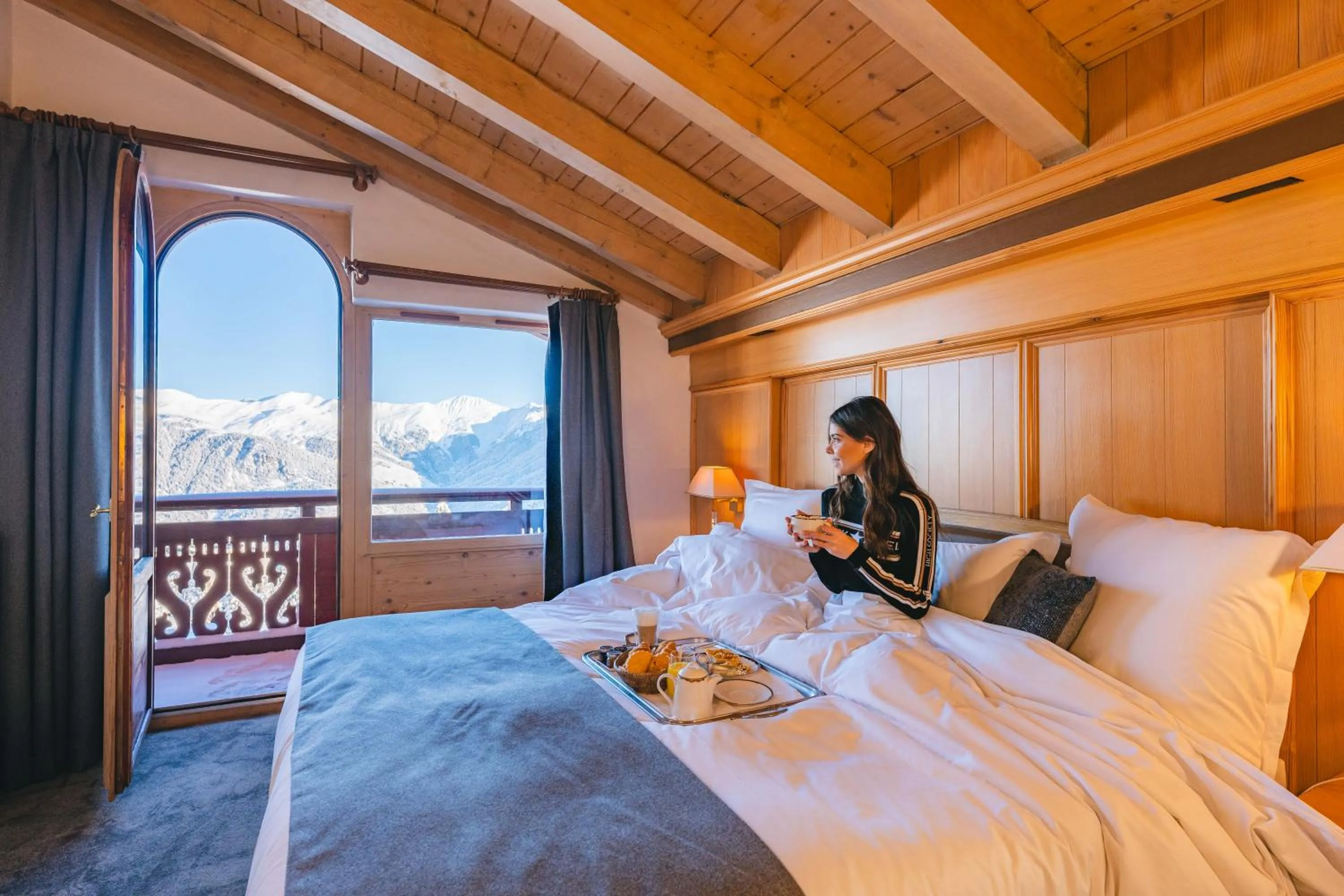 Bed in Hotel Carlina