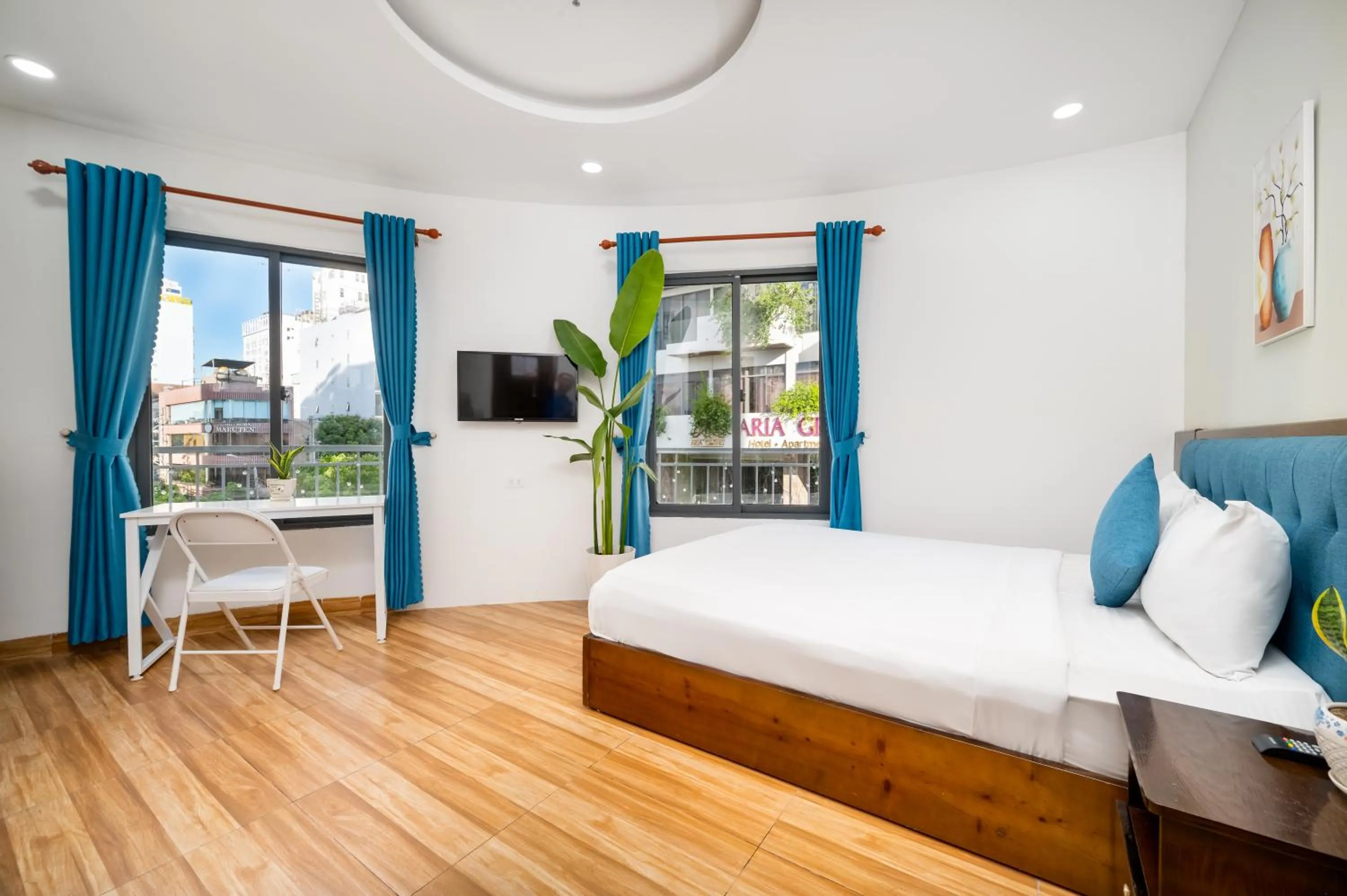 View (from property/room), Bed in Sydney Da Nang Hotel & Apartment