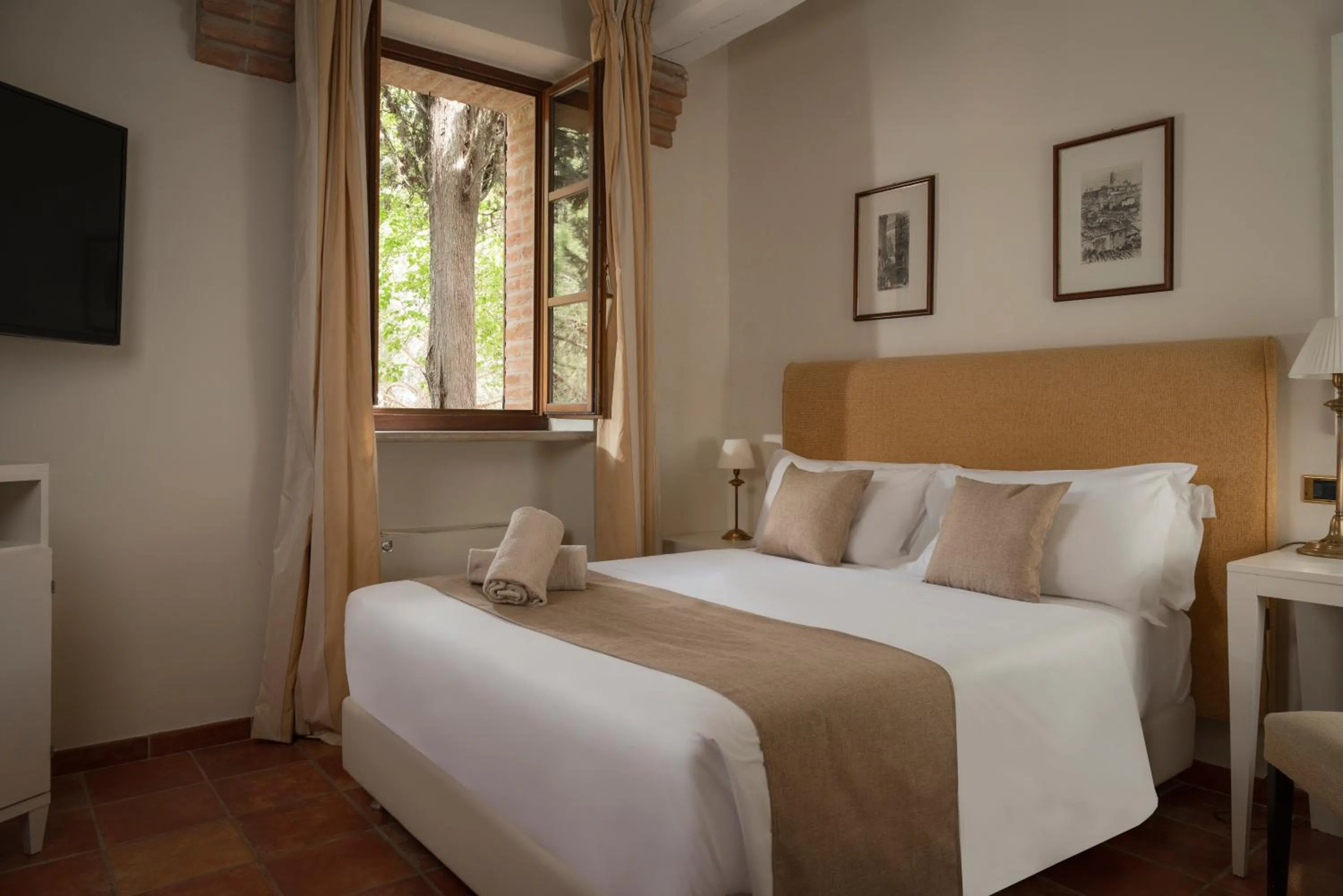 Bed in Castello di Leonina Relais - Adults Only