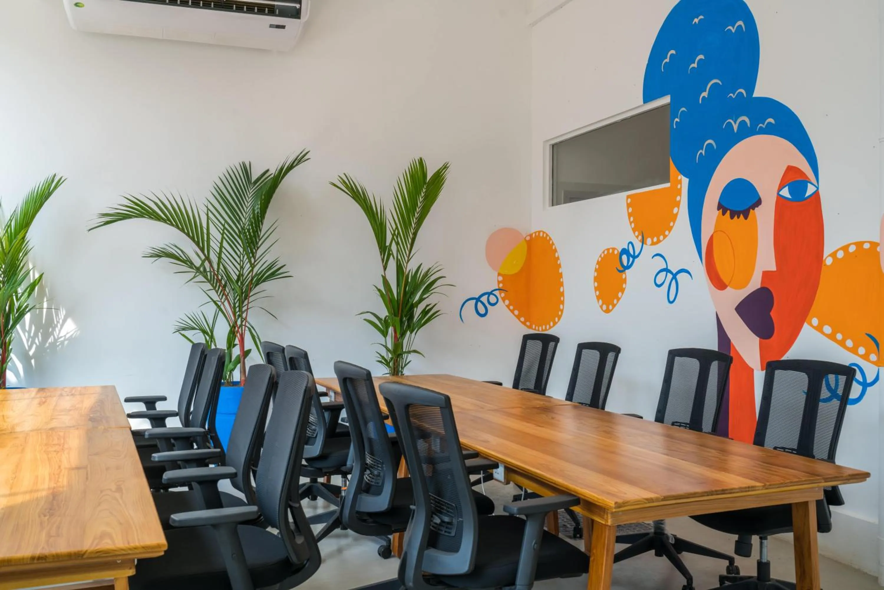 Business facilities in Outpost Weligama Beachfront