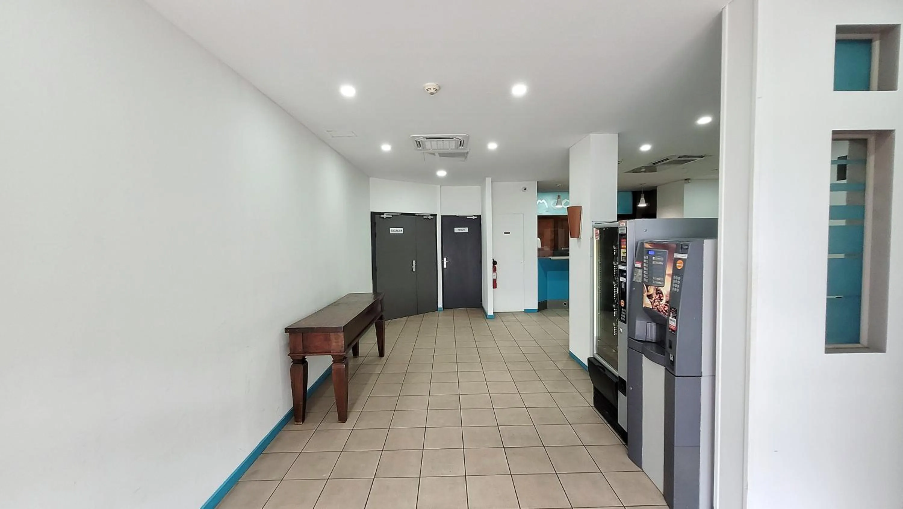 Facade/entrance in Auberge du MOCAMBO