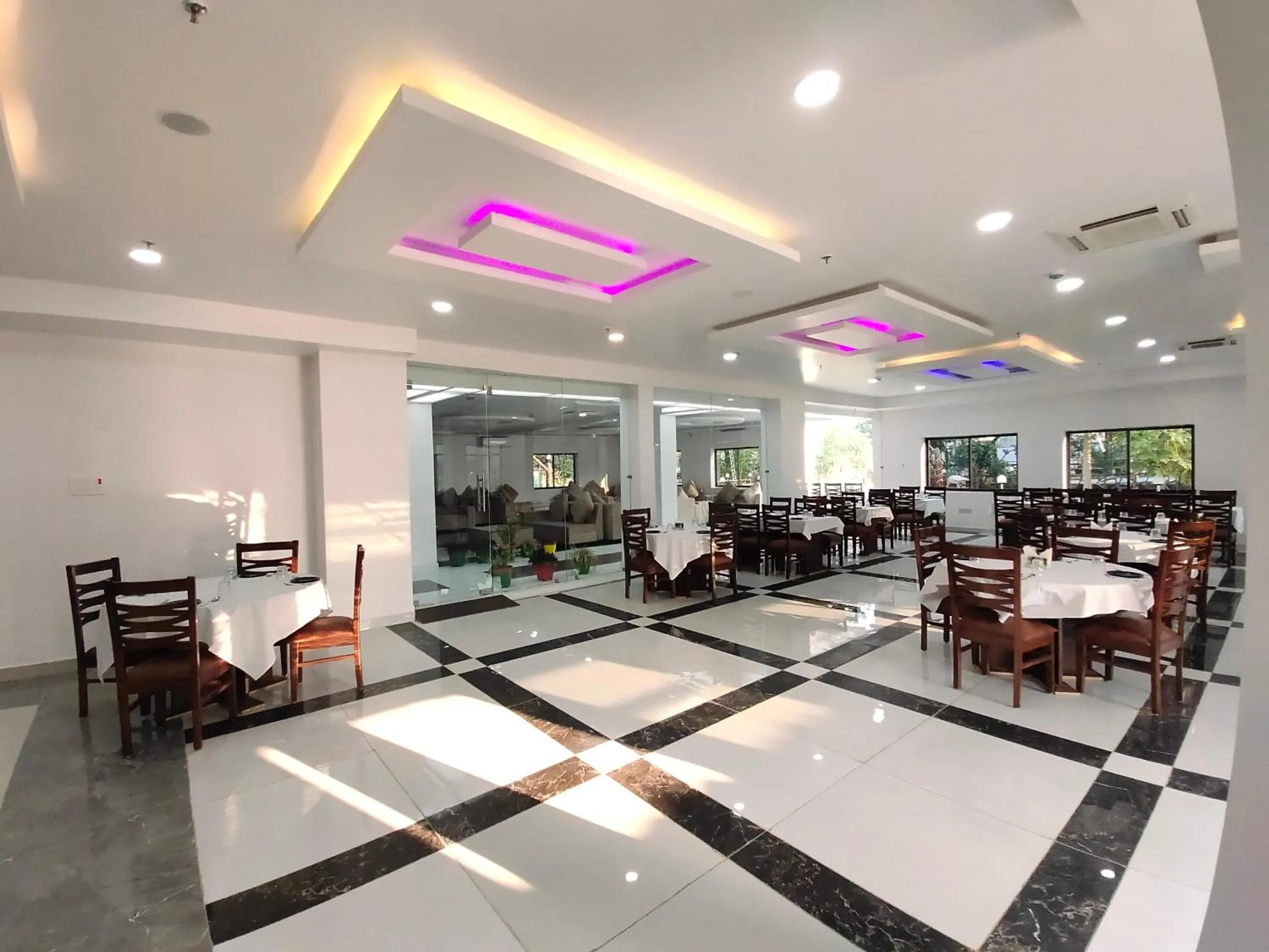 Restaurant/places to eat in The Buddha Resort