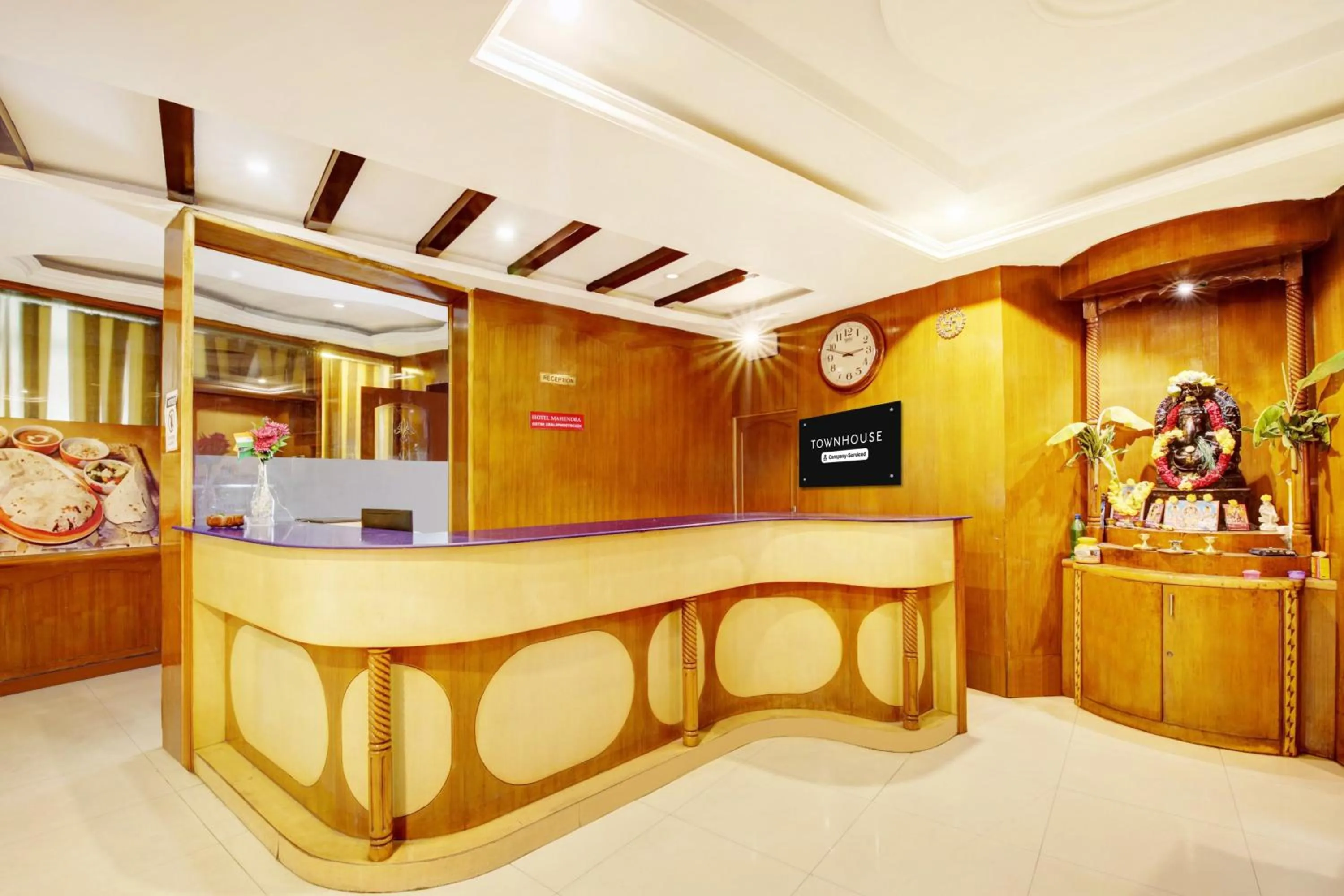 Lobby or reception in Super Townhouse Mysore City Centre Formerly Hotel Mahendra