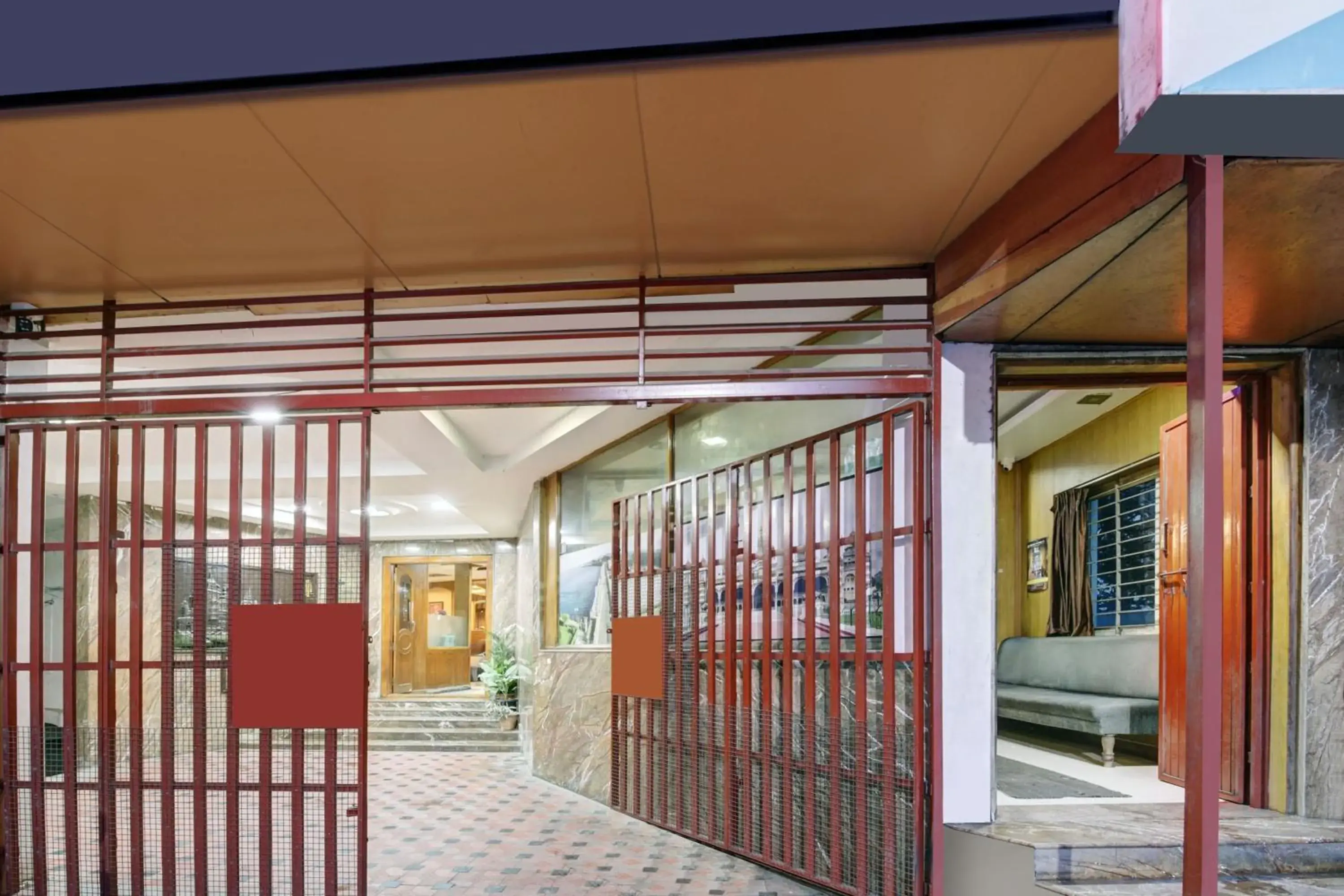 Facade/entrance in Super Townhouse Mysore City Centre Formerly Hotel Mahendra Facade/entrance in Super Townhouse Mysore City Centre Formerly Hotel Mahendra