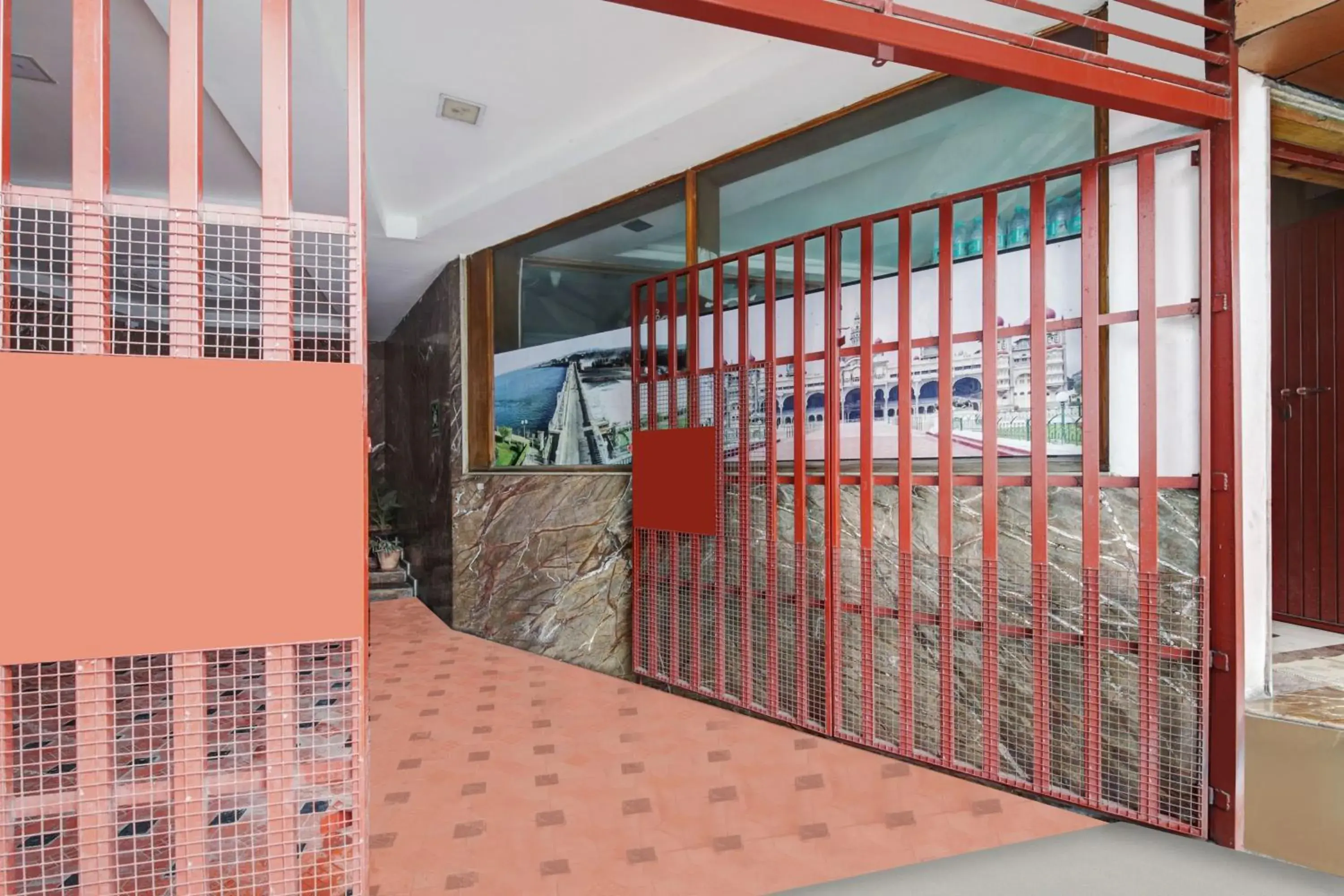 Facade/entrance in Super Townhouse Mysore City Centre Formerly Hotel Mahendra Facade/entrance in Super Townhouse Mysore City Centre Formerly Hotel Mahendra