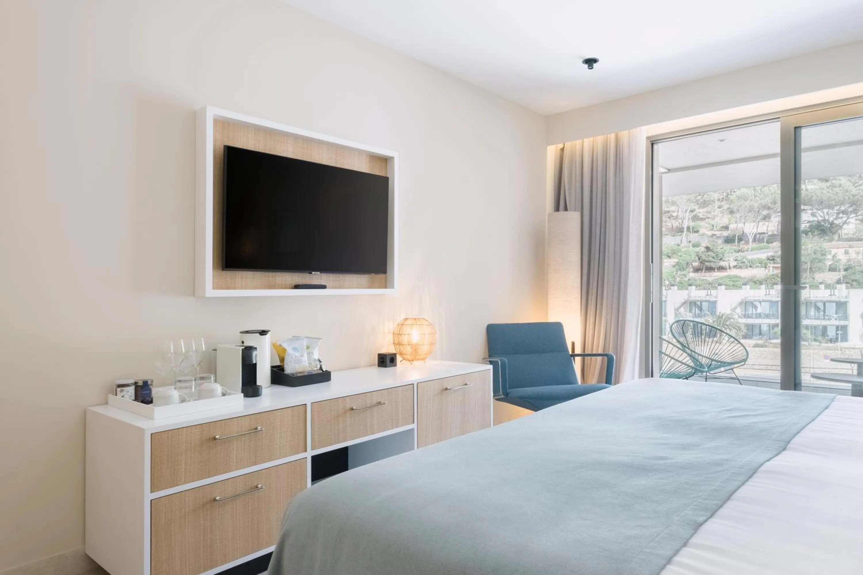 Bed in El Vicenç de la Mar - Adults Only - Over 12