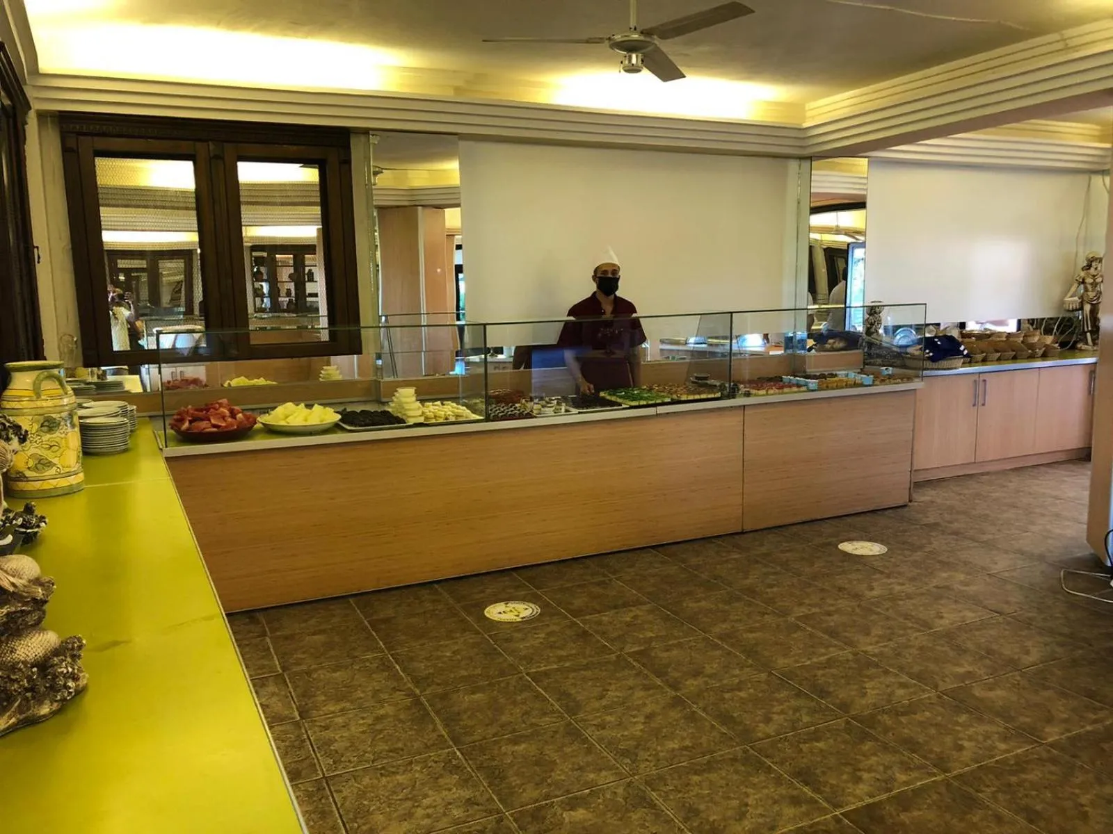 Restaurant/places to eat in AFYTOS ÖREN PARK MTK