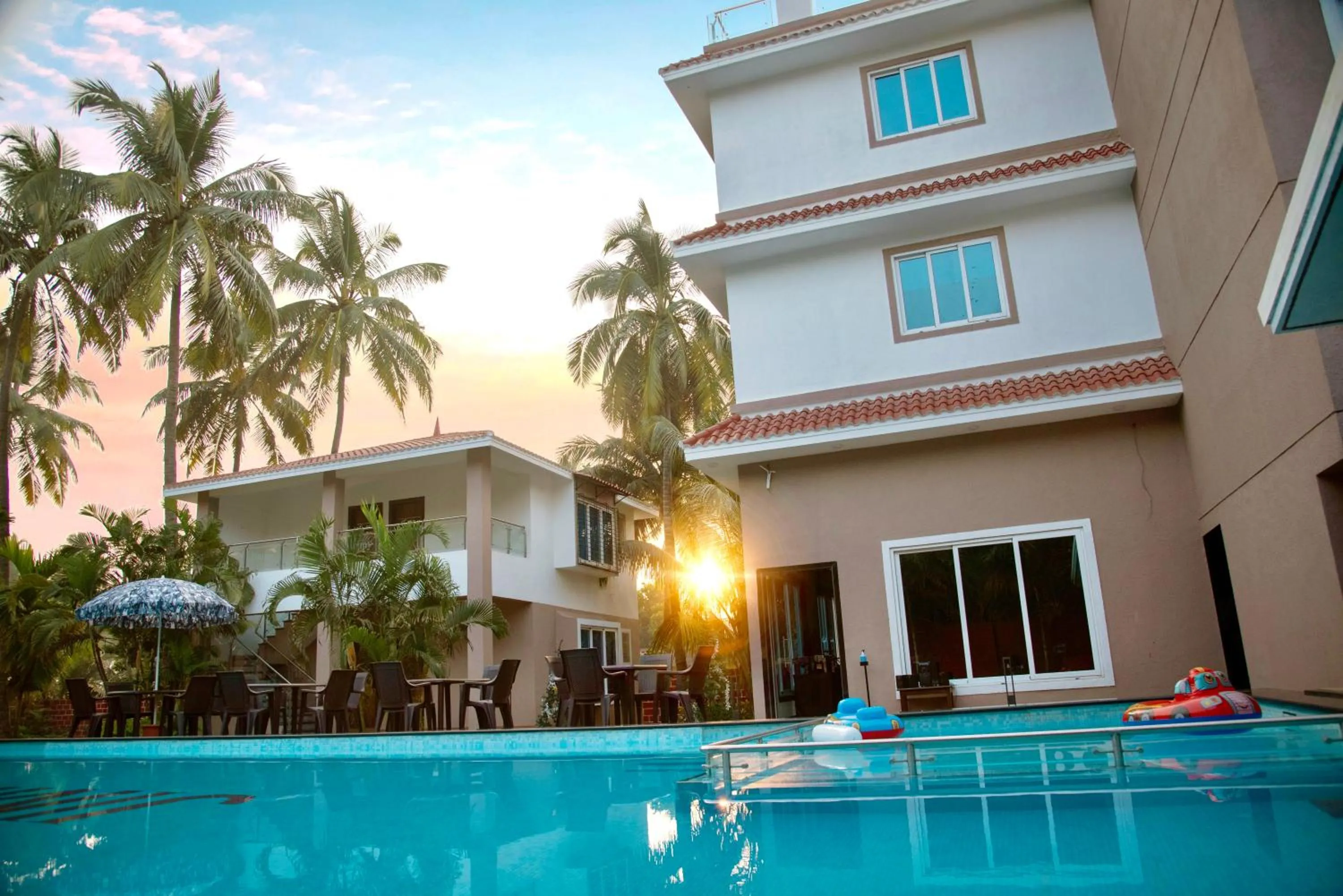 Property Building in Jimmy Beach Resort