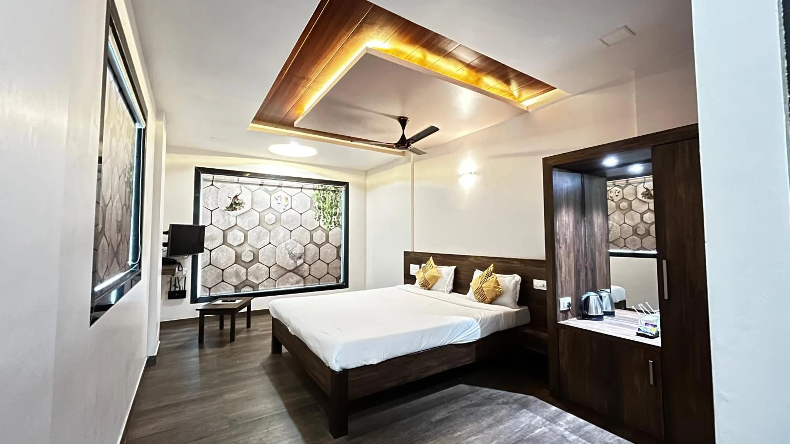 Photo of the whole room in Jimmy Beach Resort