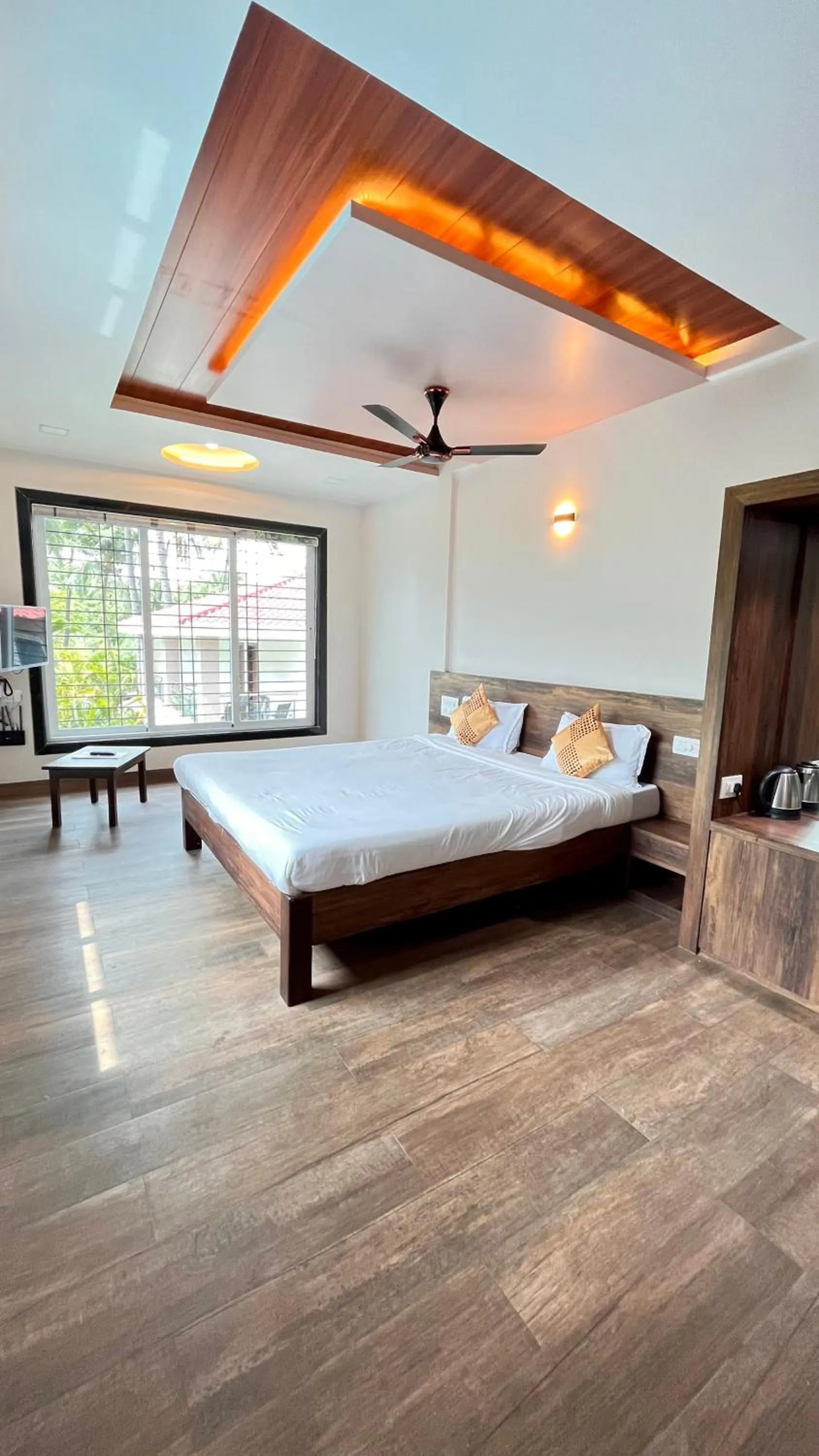 Photo of the whole room in Jimmy Beach Resort