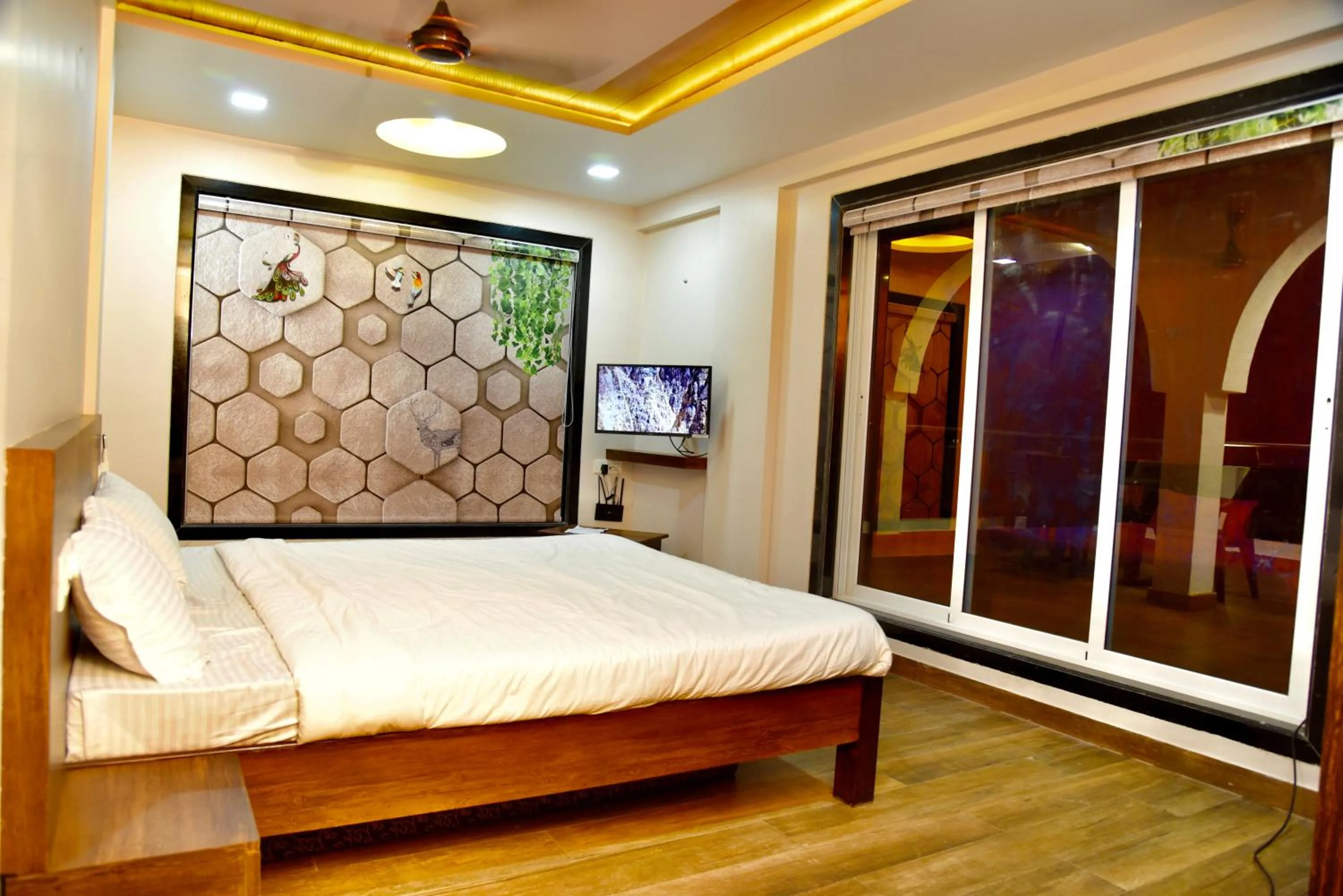 Bed in Jimmy Beach Resort