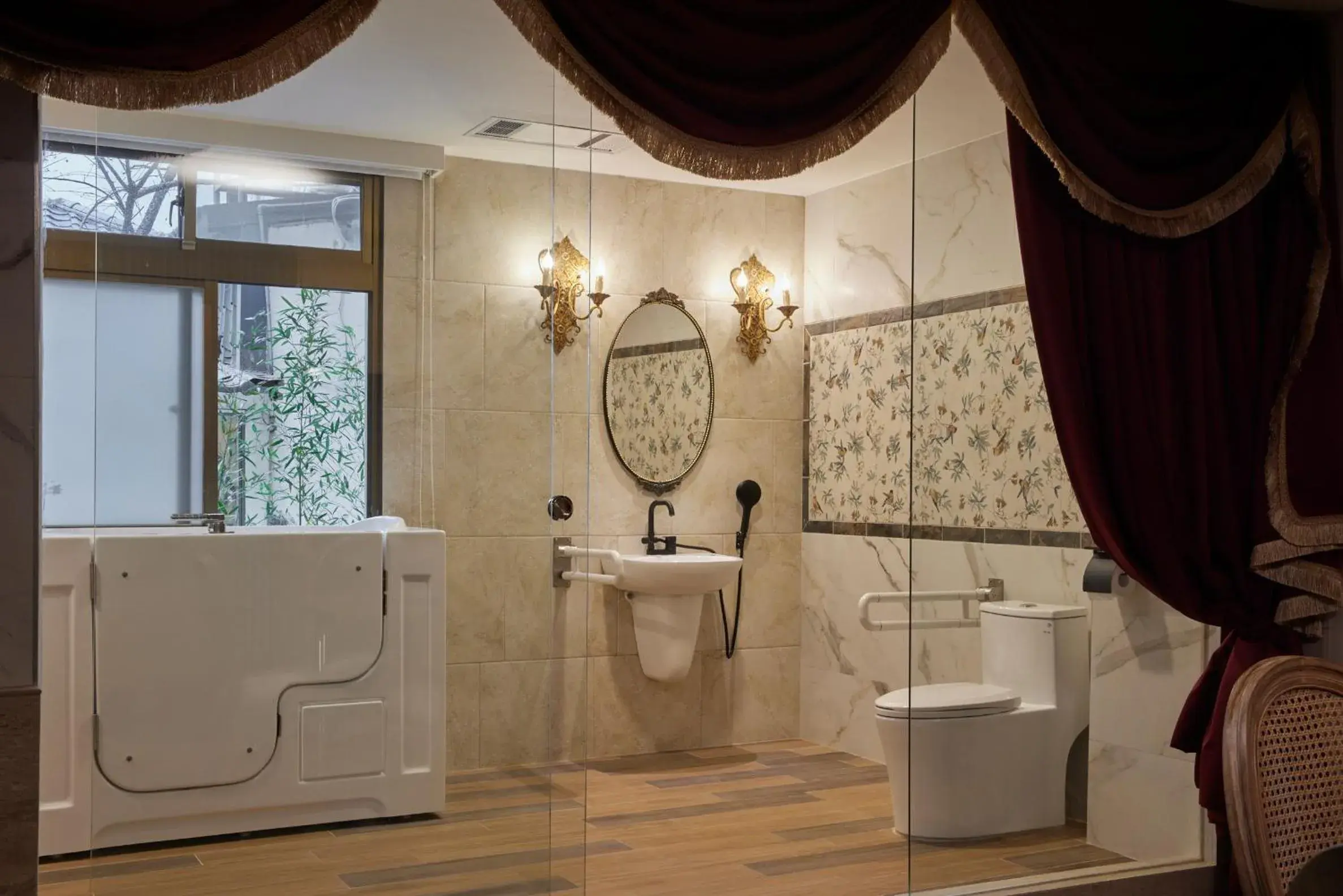 Family Suite in Kyokusui Hotspring Hotel Family Suite in Kyokusui Hotspring Hotel