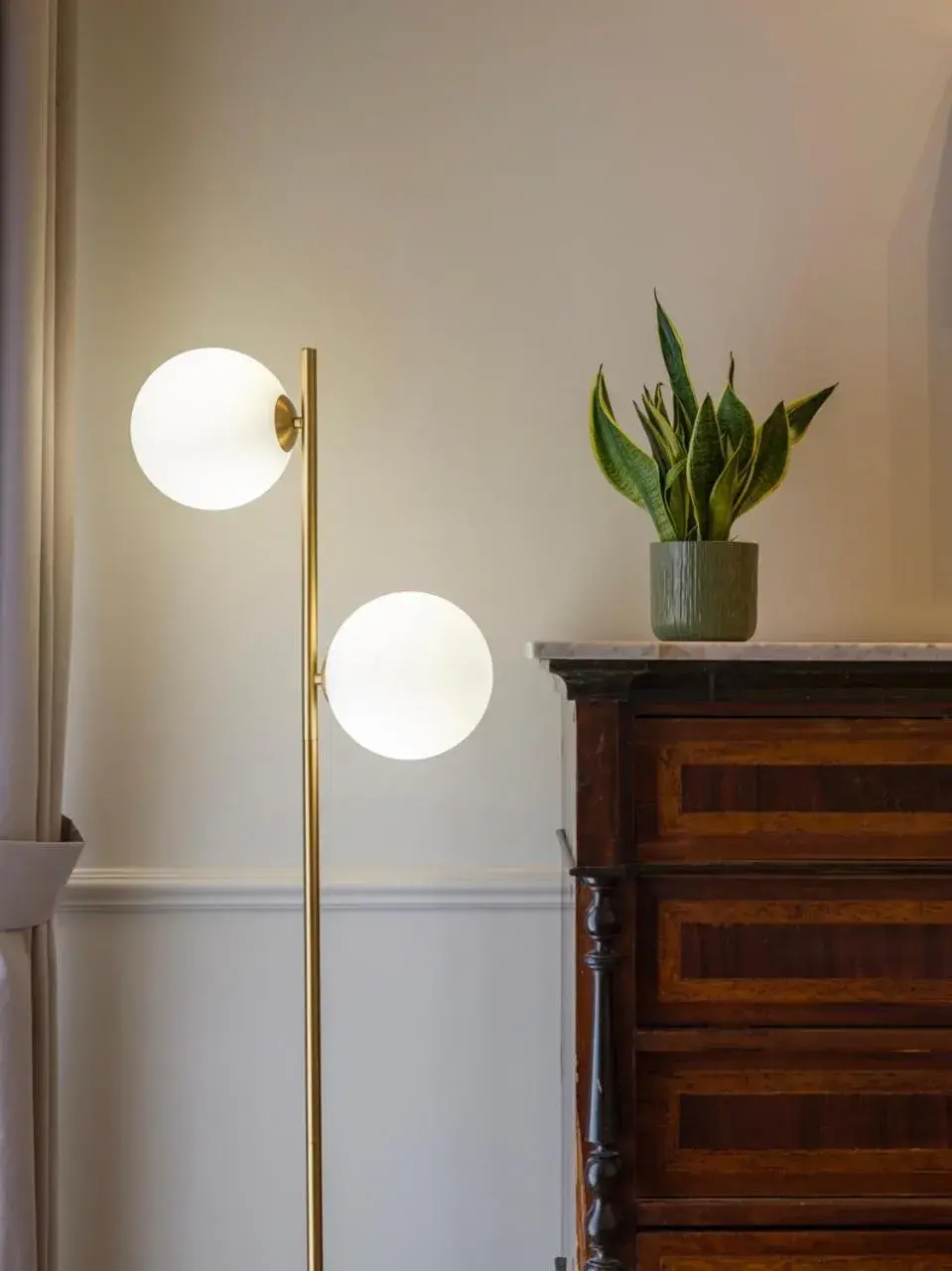 Photo of the whole room in UNA Hotels One Catania Photo of the whole room in UNA Hotels One Catania