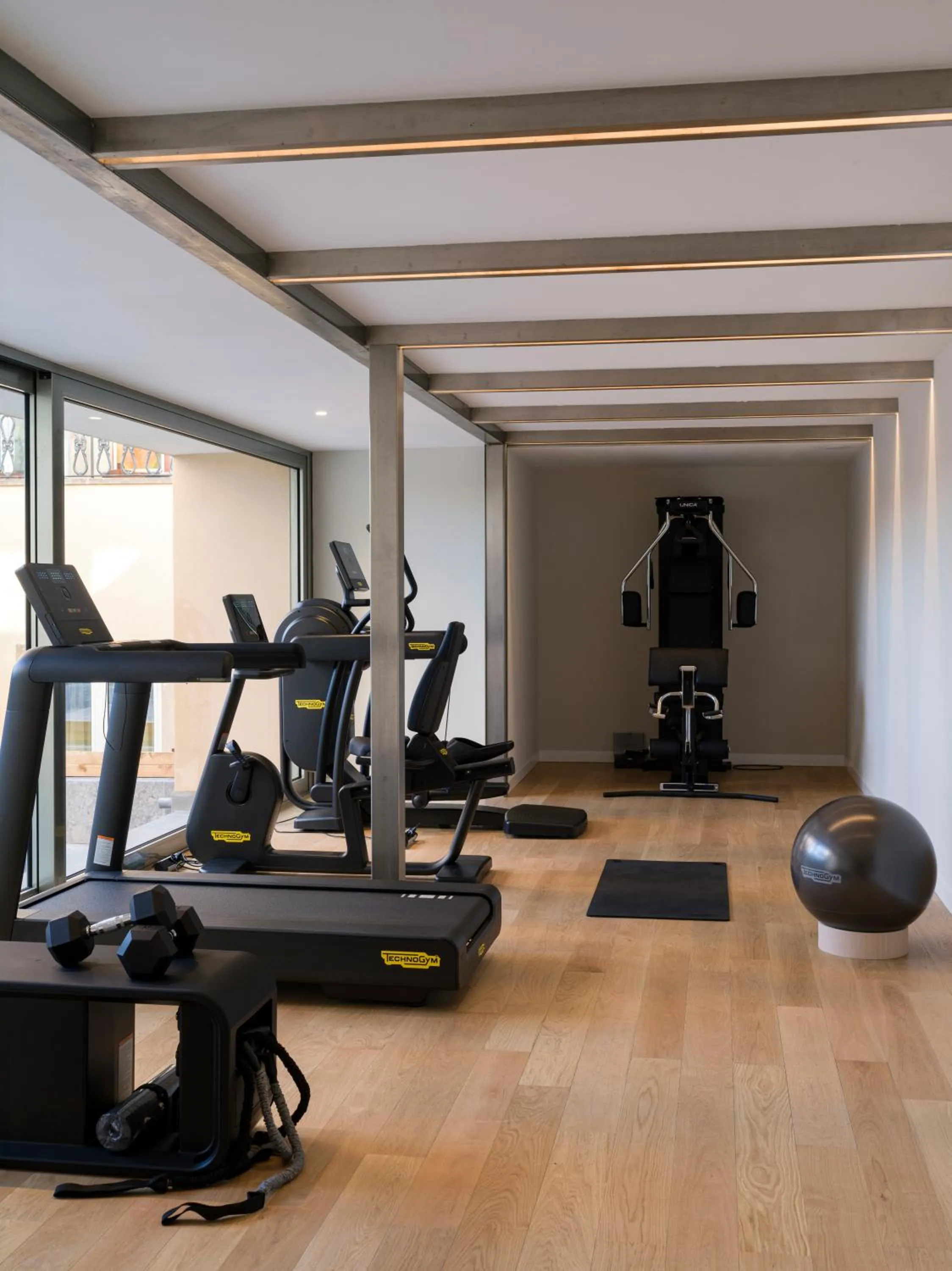 Fitness centre/facilities in UNA Hotels One Catania