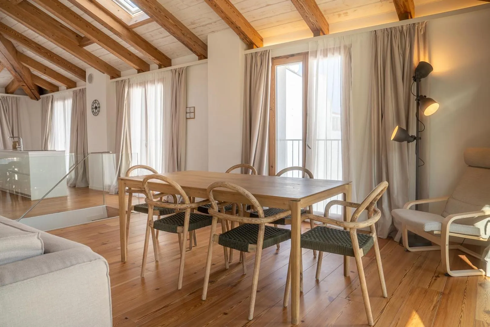 Living room in La Gallega by Upper Luxury Housing