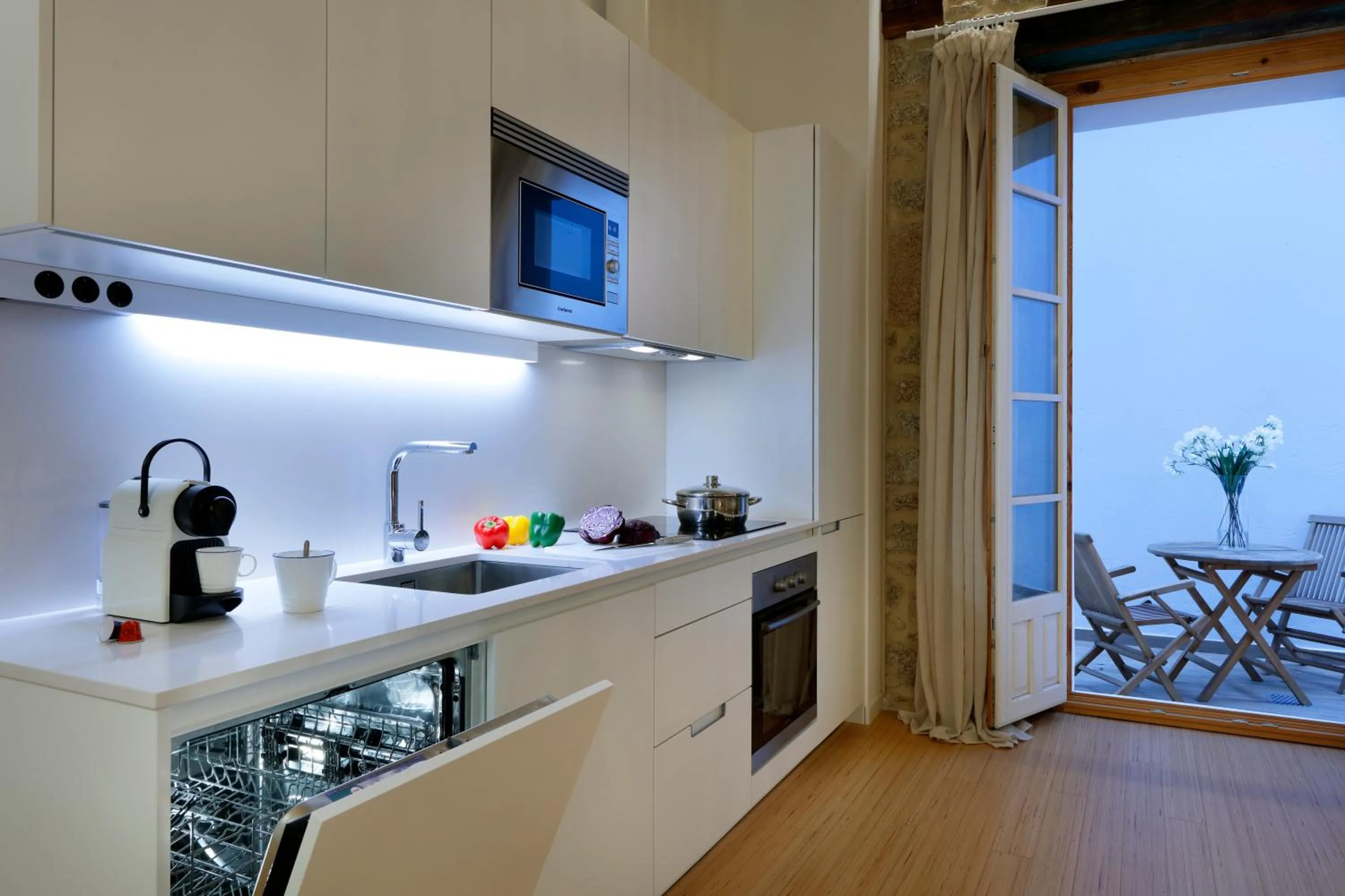 Kitchen or kitchenette in La Gallega by Upper Luxury Housing
