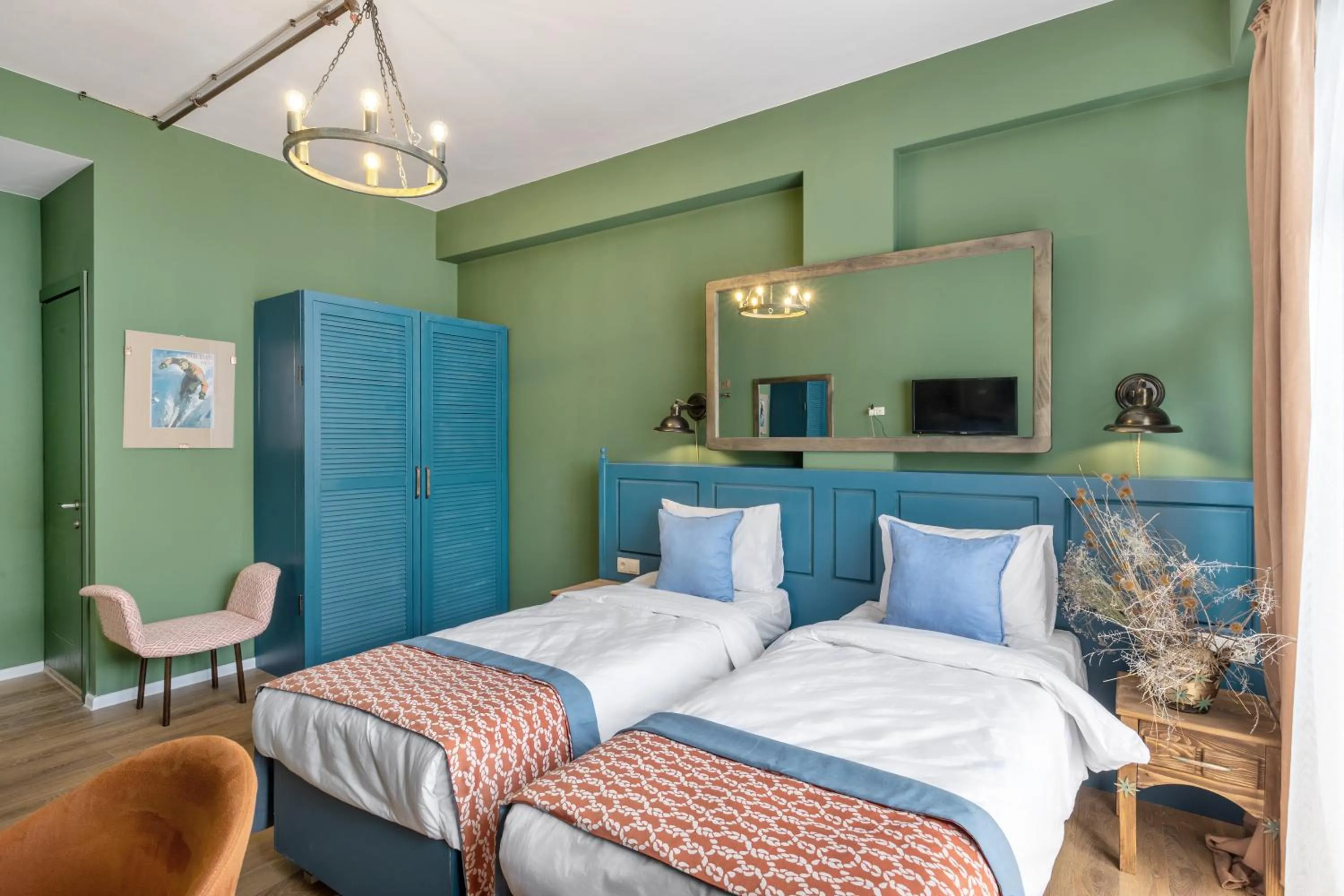 Bed in Raimond Palace Hotel