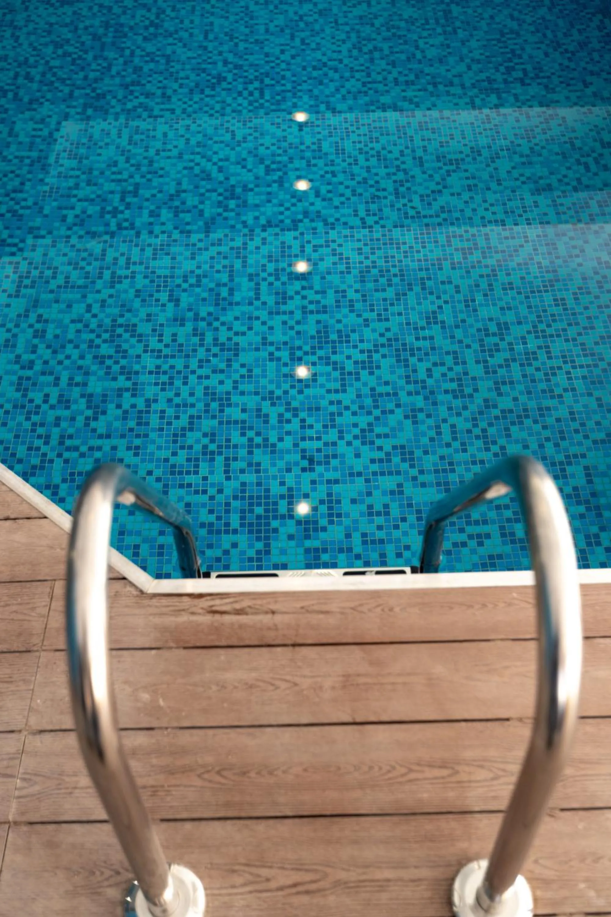 Swimming pool in Raimond Palace Hotel