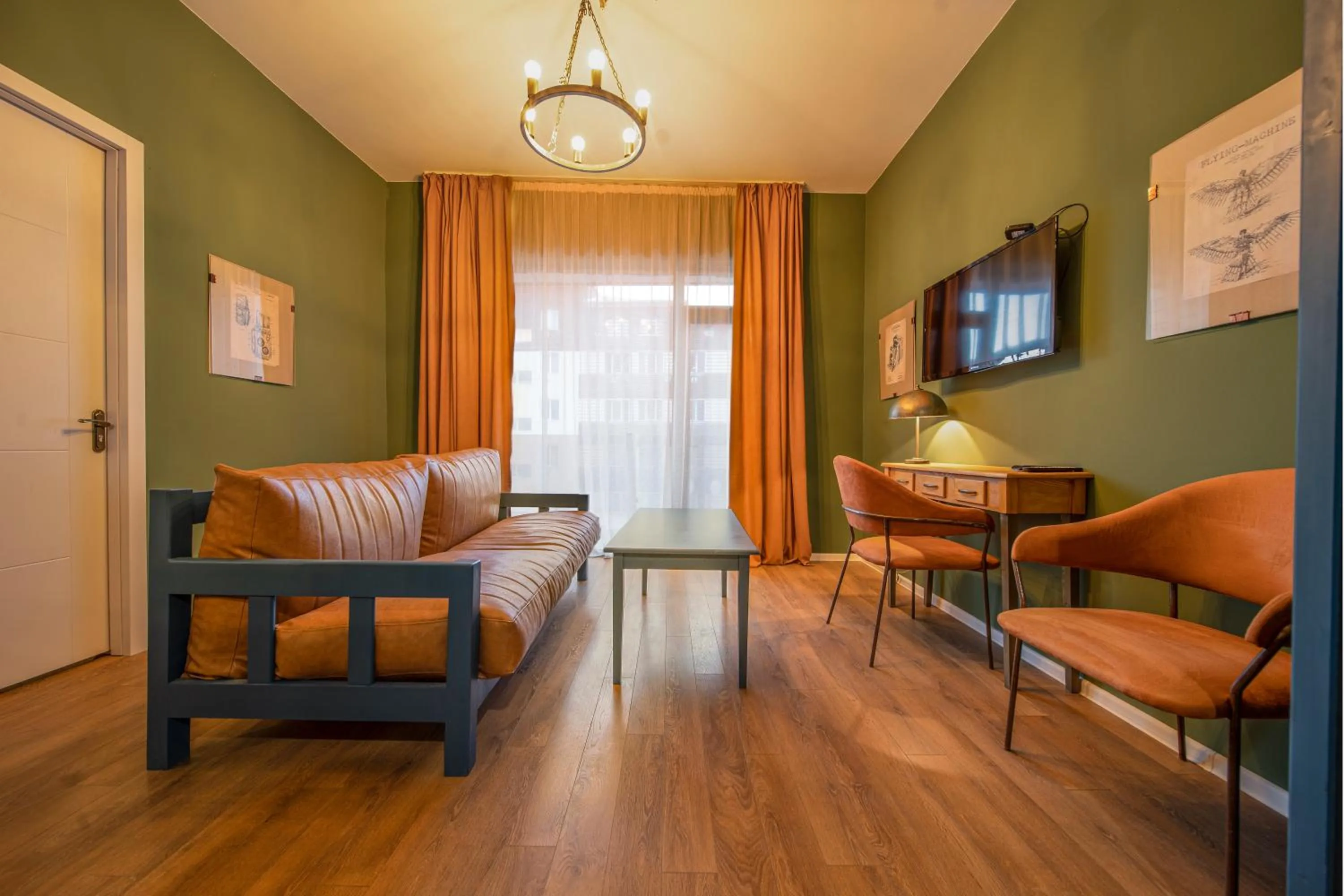 Living room in Raimond Palace Hotel