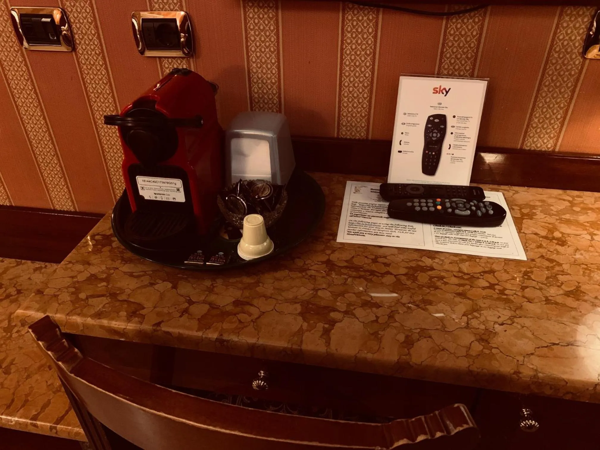 Drinks in Hotel Vittoria