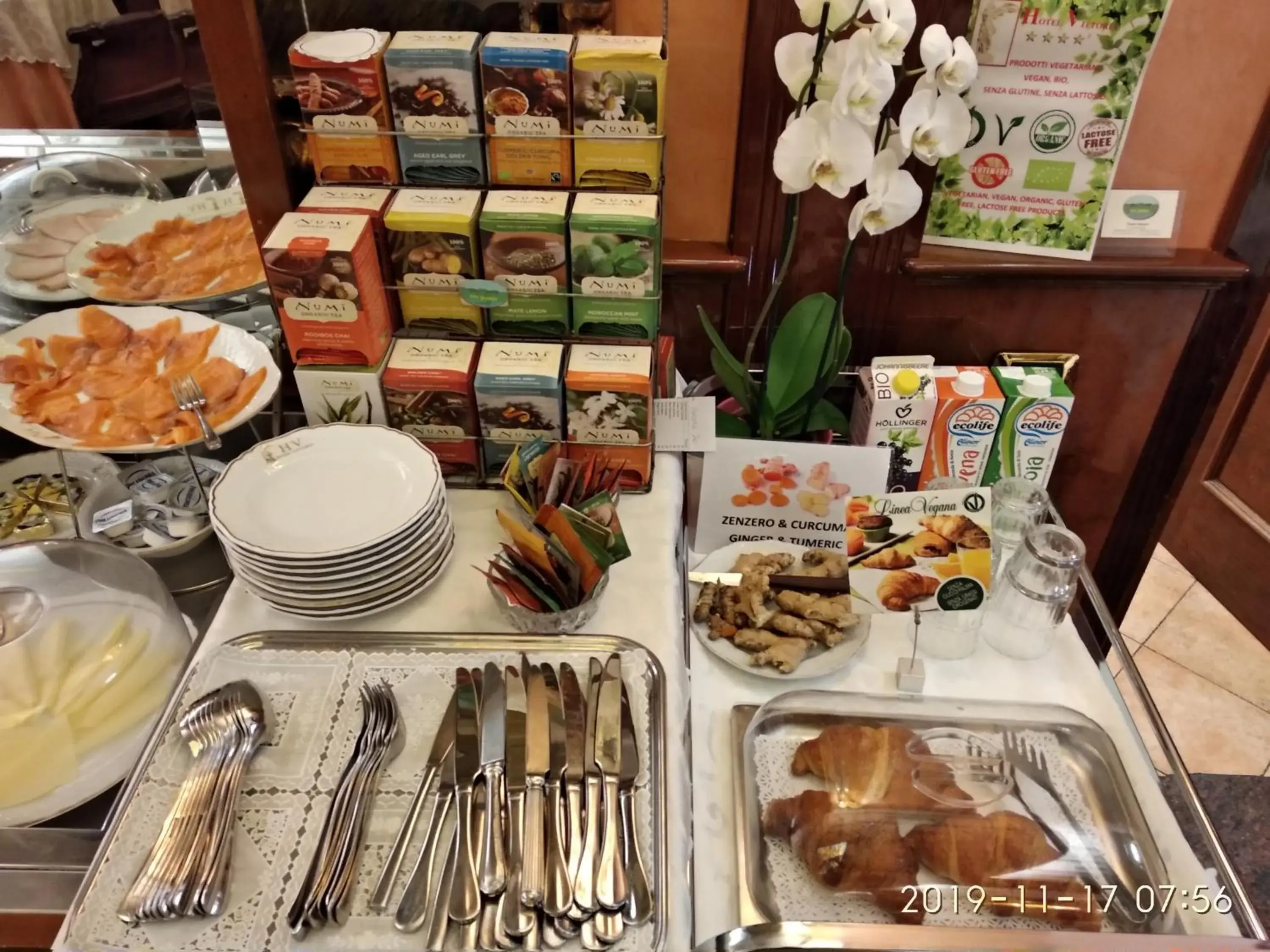 Food and drinks in Hotel Vittoria Food and drinks in Hotel Vittoria