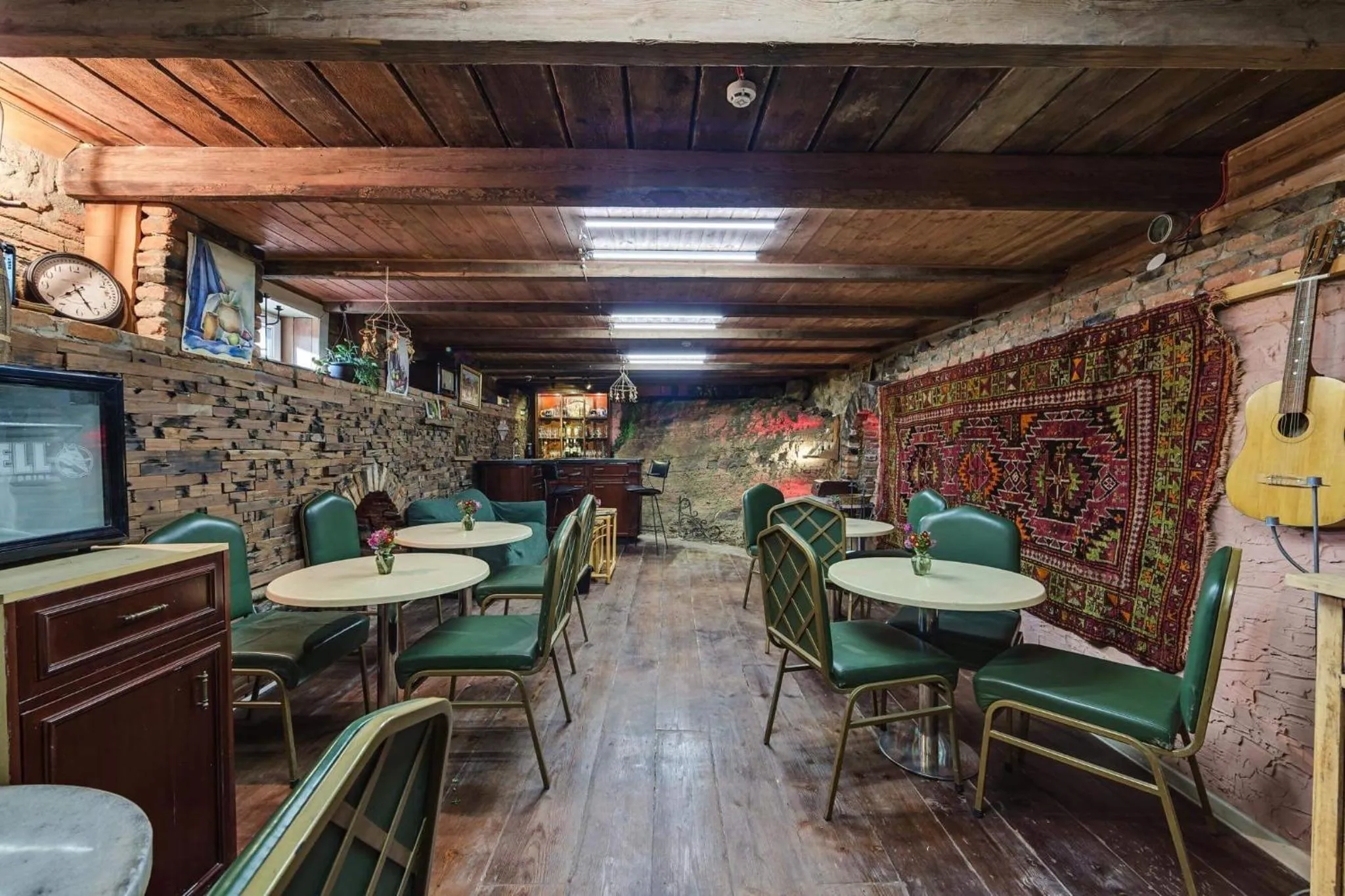 Lounge or bar in House 52 Boutique Hotel