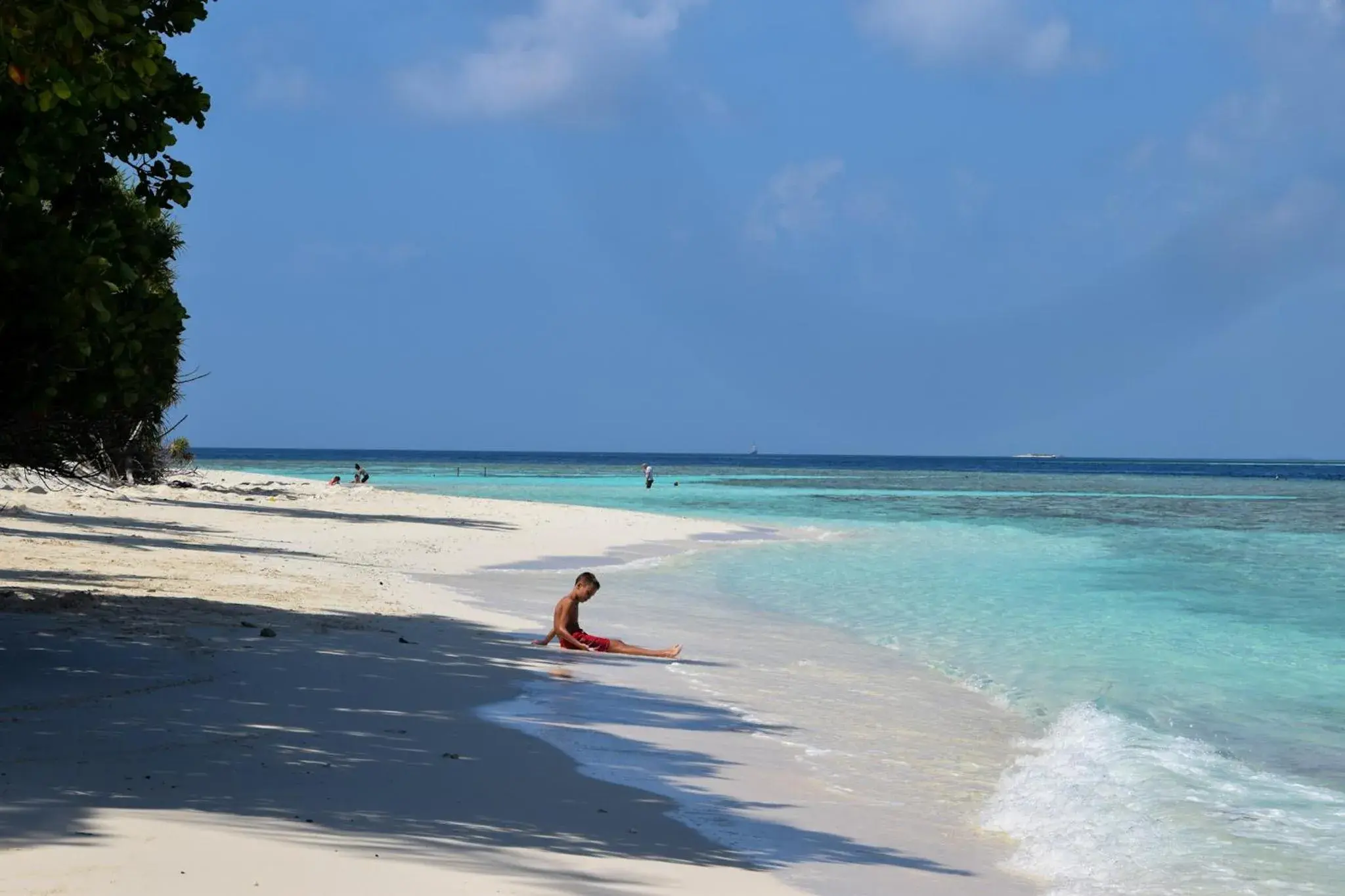 Island Grand Maldives Island Grand Maldives