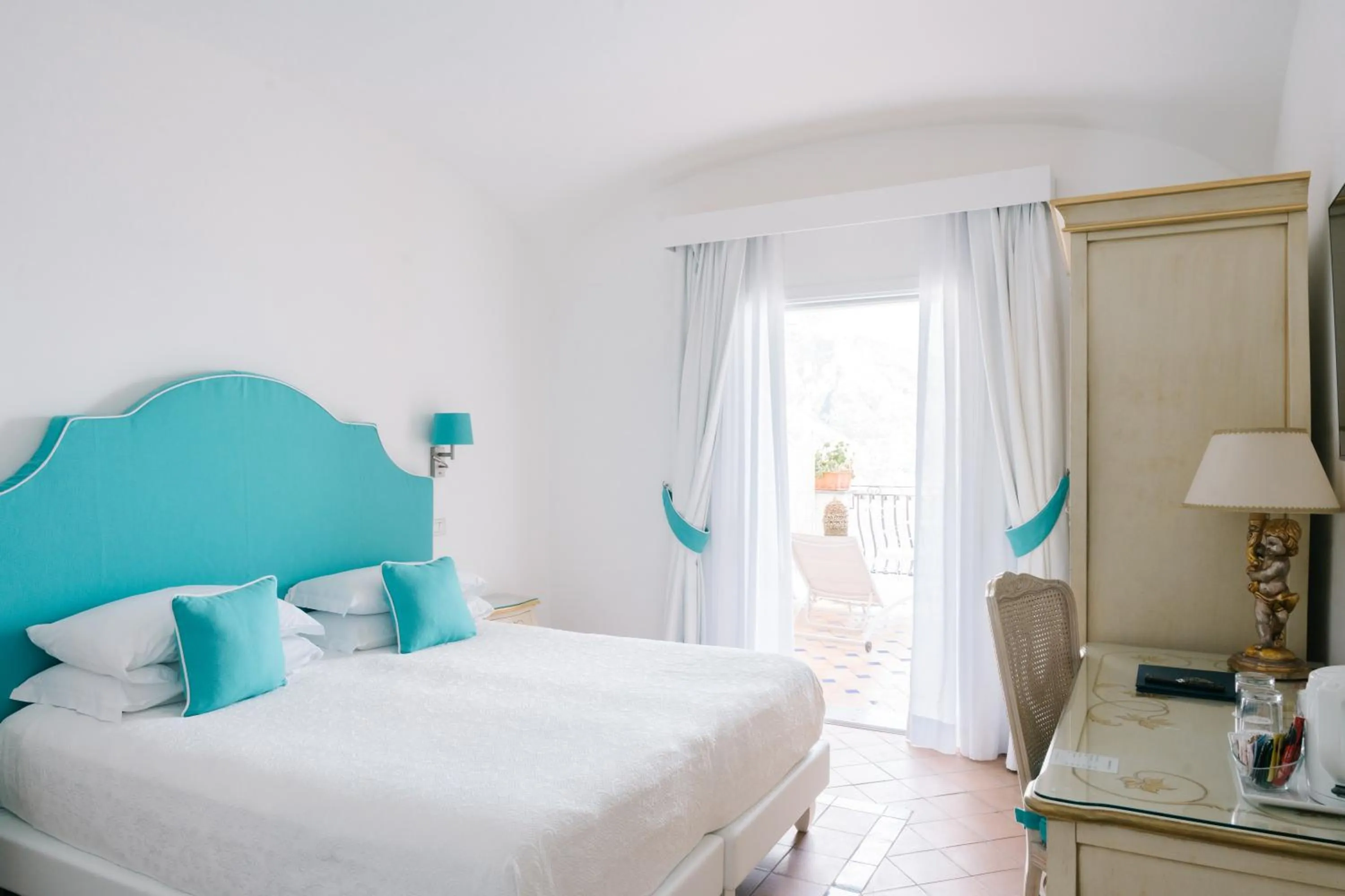 Bedroom, Bed in Hotel Conca d'Oro