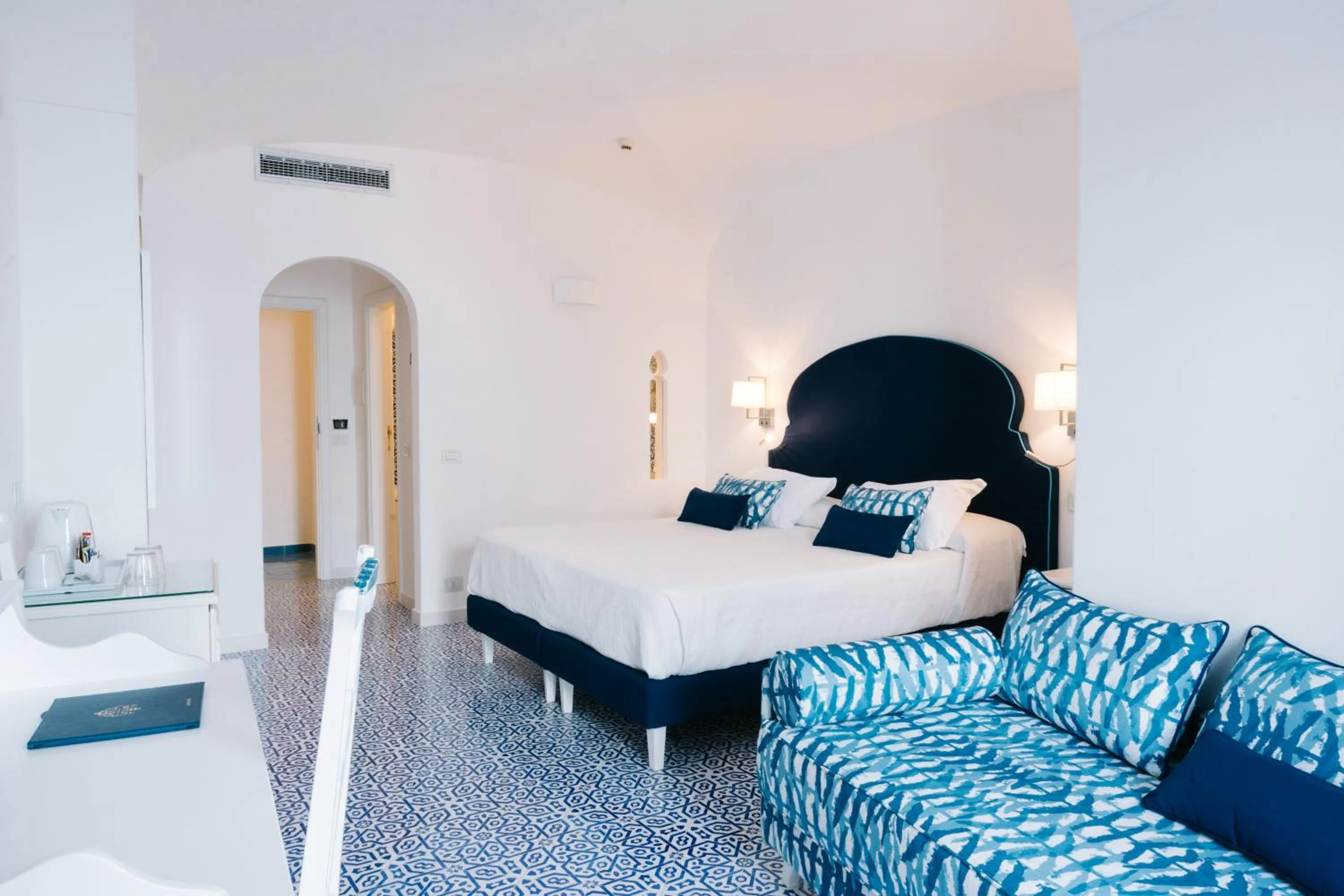 Bedroom, Bed in Hotel Conca d'Oro