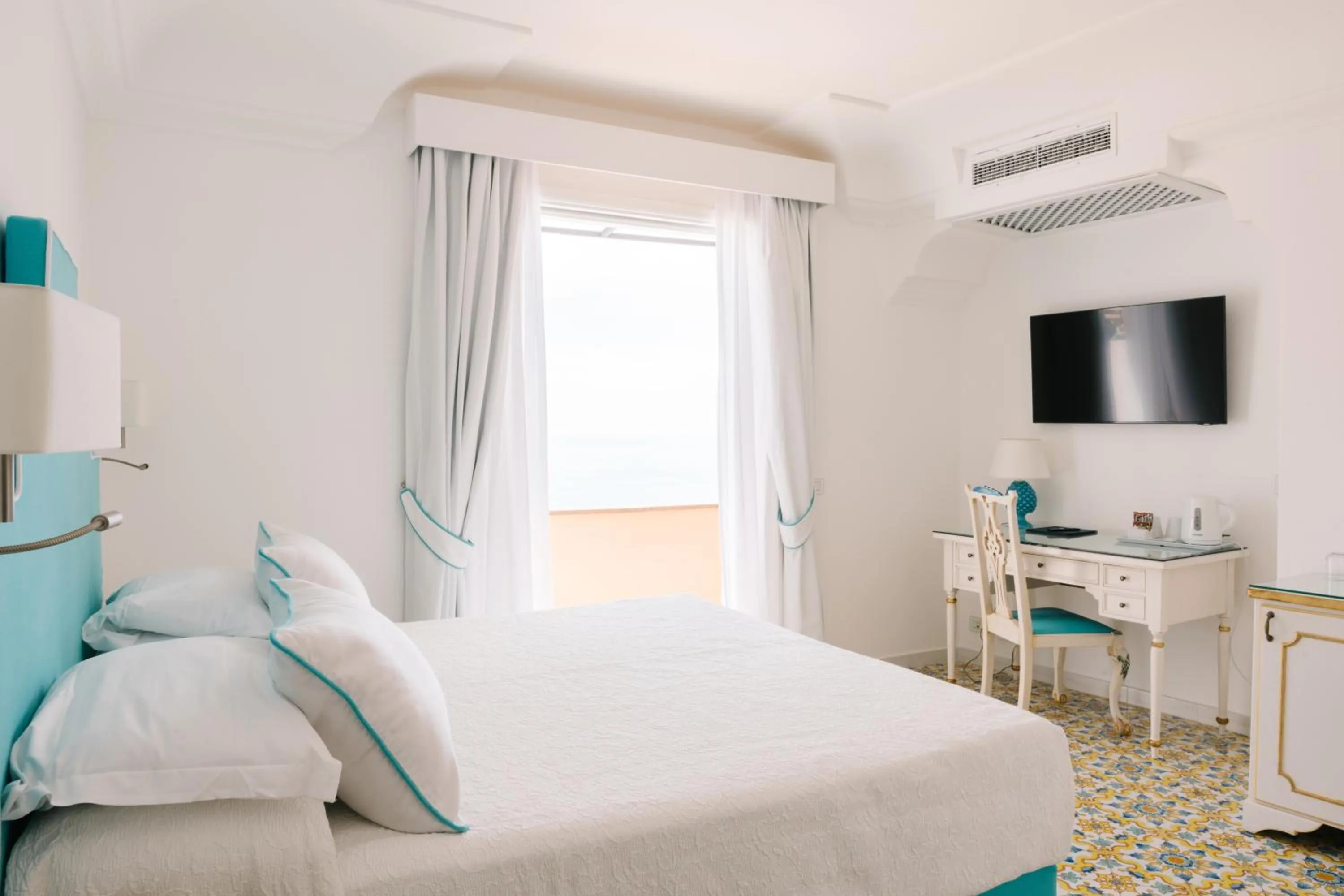 Photo of the whole room, Bed in Hotel Conca d'Oro