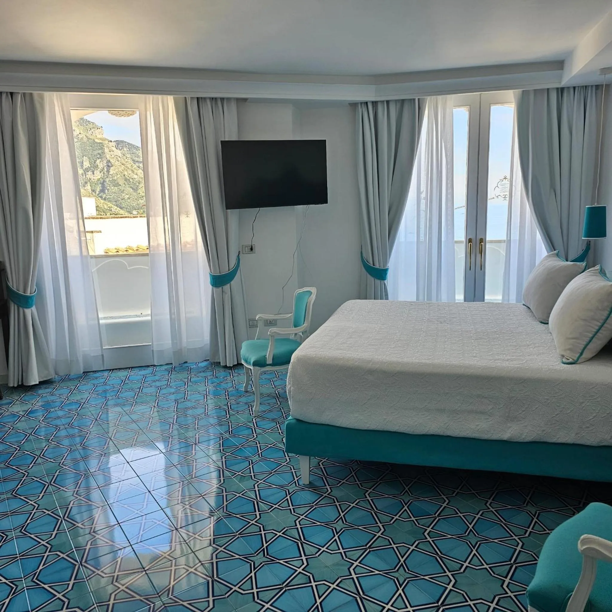 Bedroom, Bed in Hotel Conca d'Oro