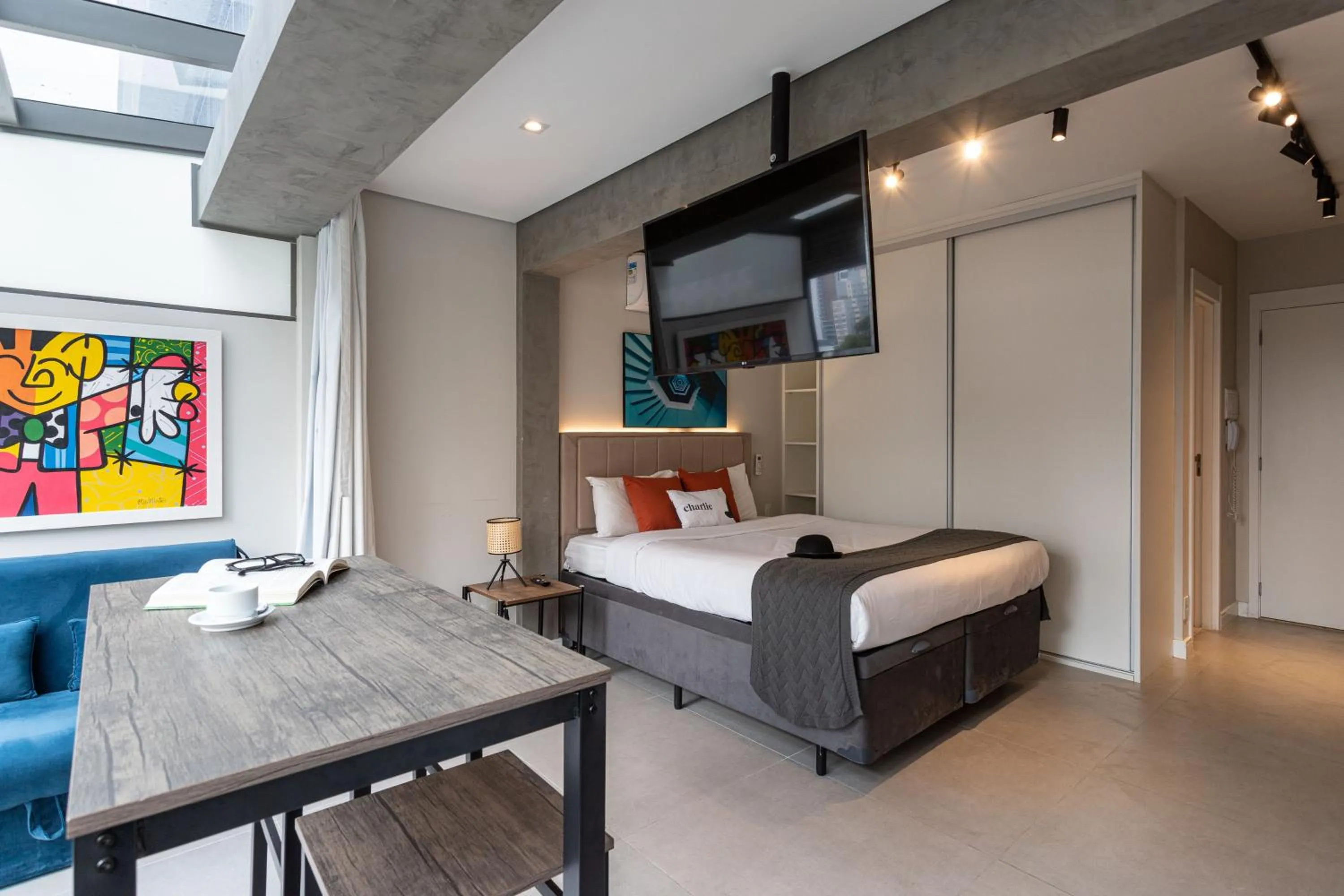 Bed in Charlie Vitrali Moema