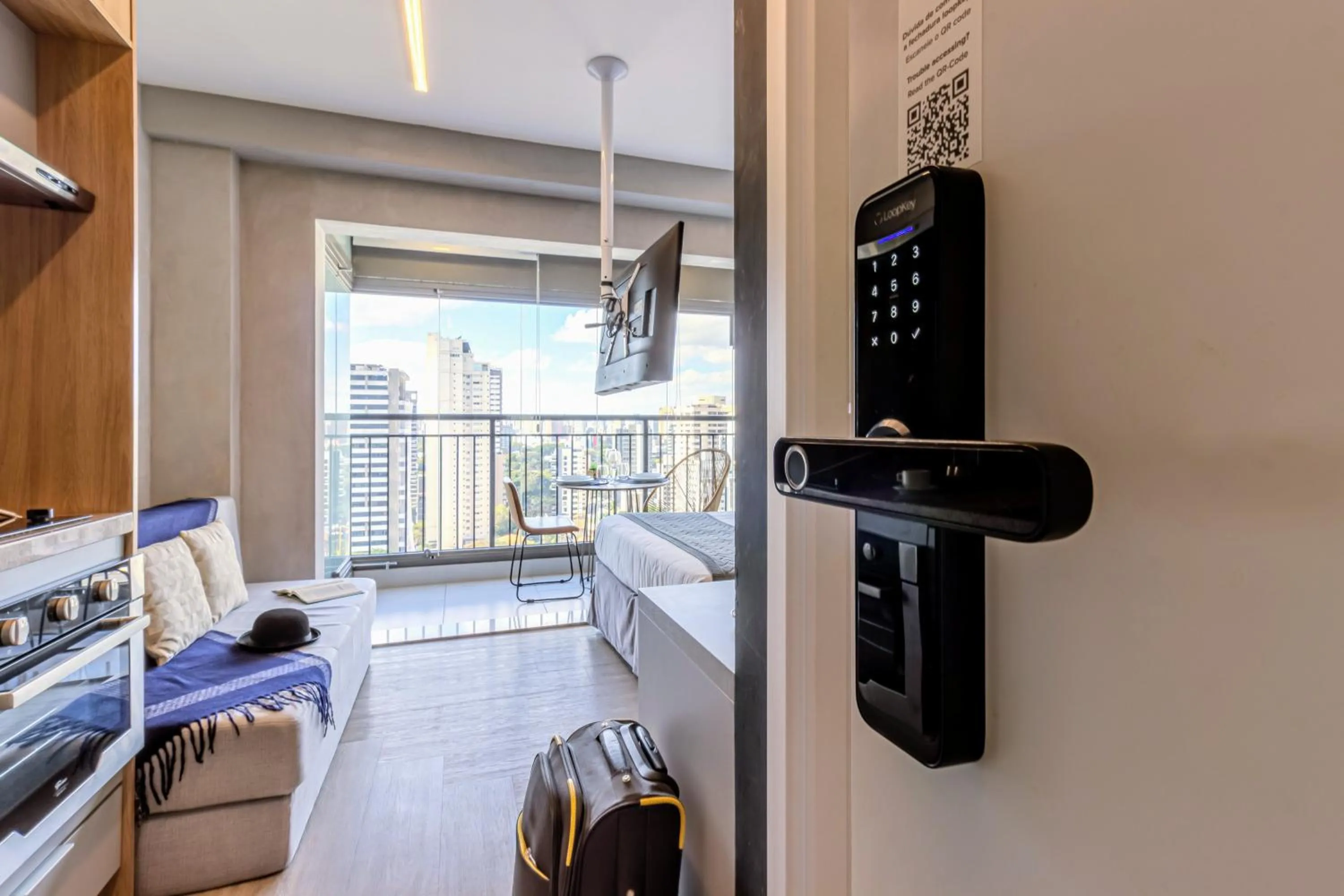 Day in Charlie Vitrali Moema