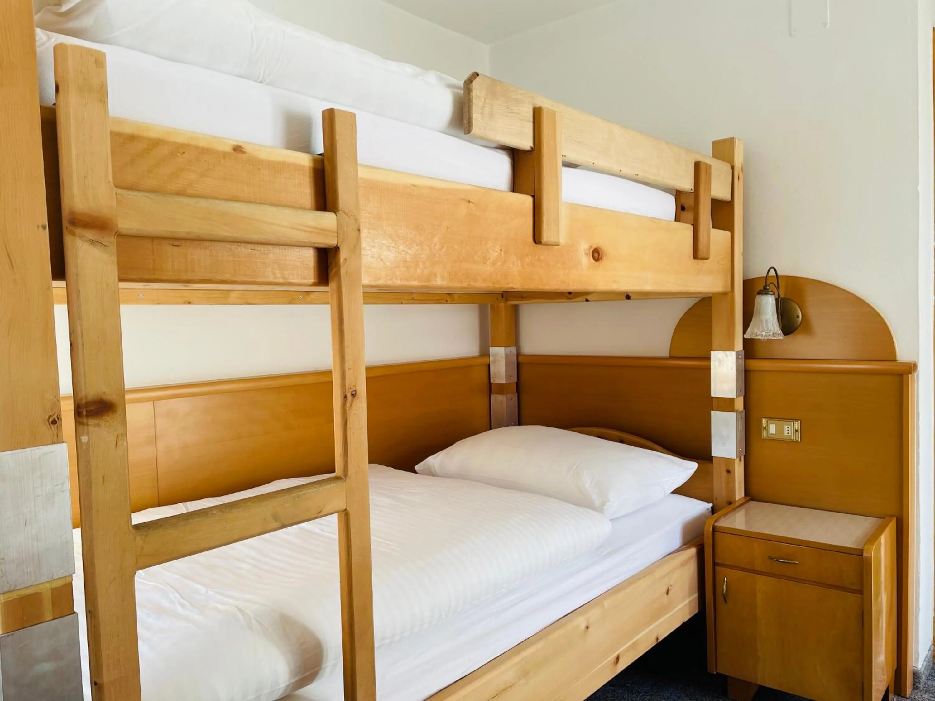 Photo of the whole room in Glacier Rock guesthouse ex Pension Dangl